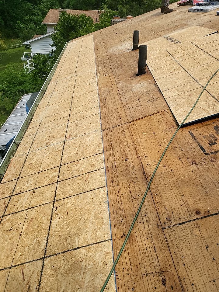 ATLAS PINNACLE HP W/SCOTCHGARD COLOR: HEARTHSTONE  by Eagle Eye Roofing