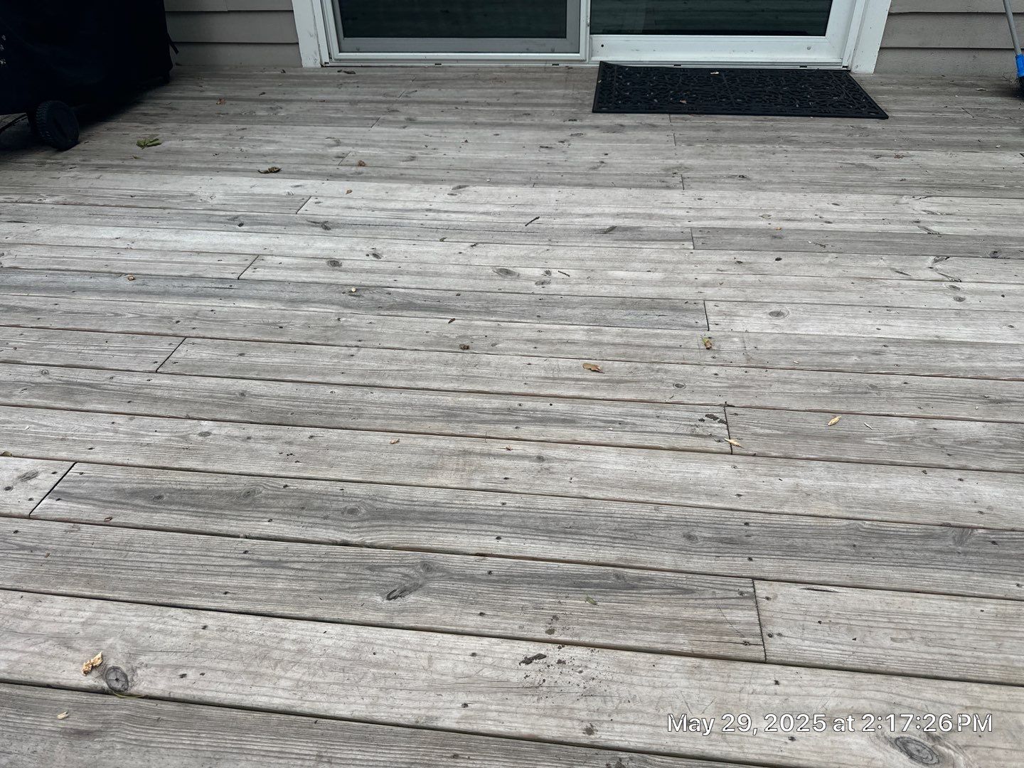 Wood Deck using Wood Sealant by DuraSeal