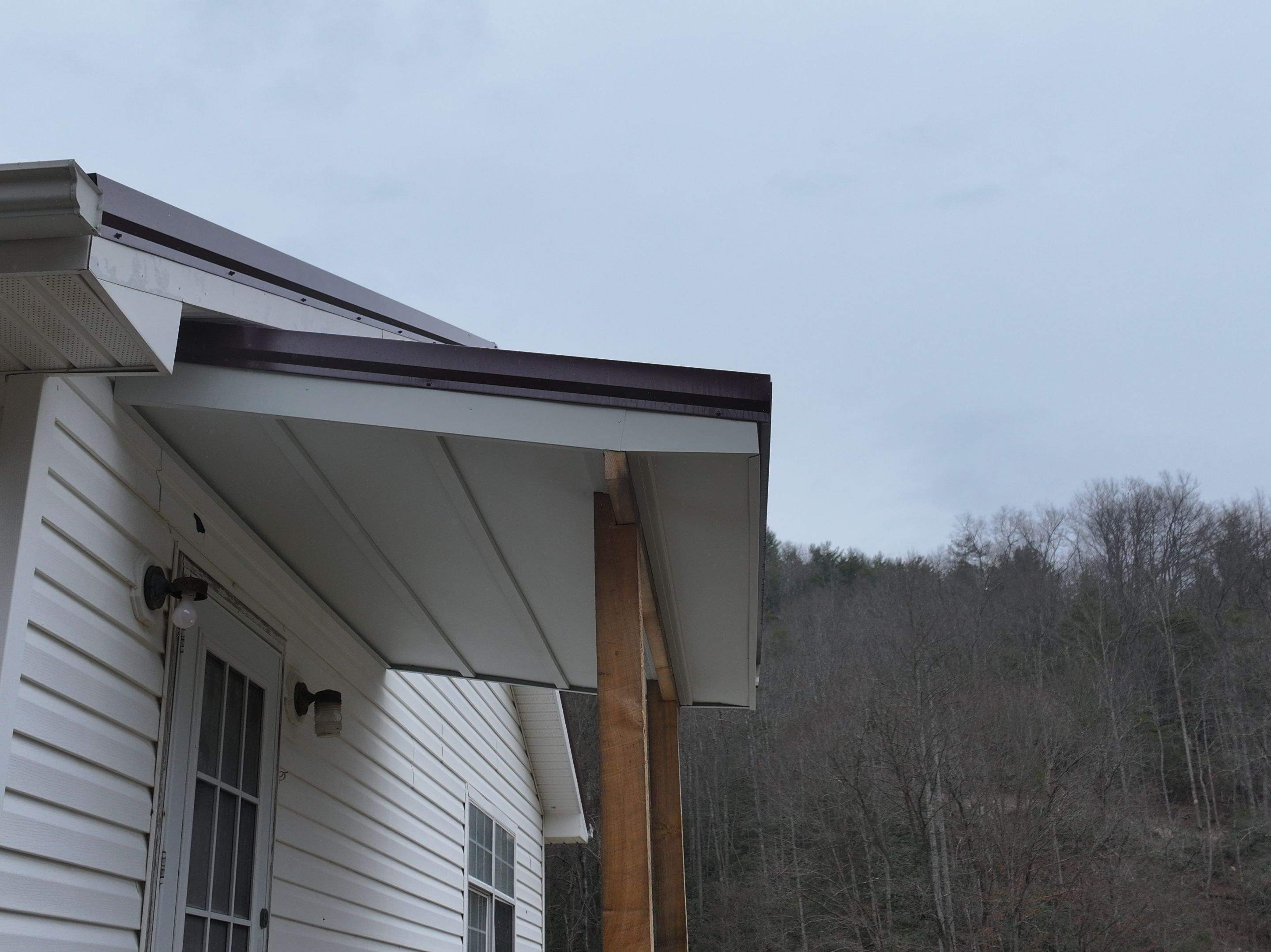 Evans Residence by Omnia Roofing