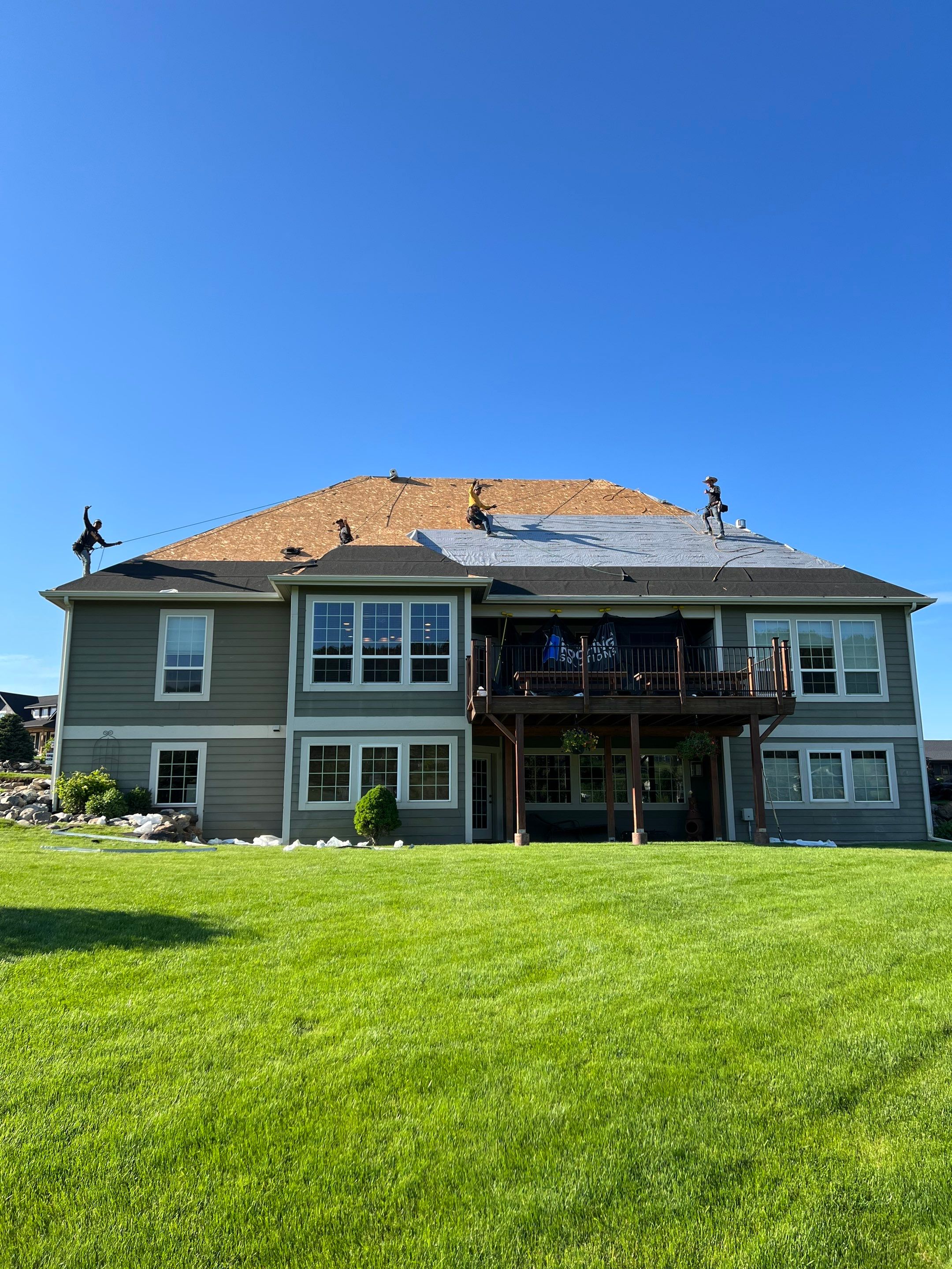 GAF Timberline HDZ - Weathered Wood by Montana Roofing Solutions