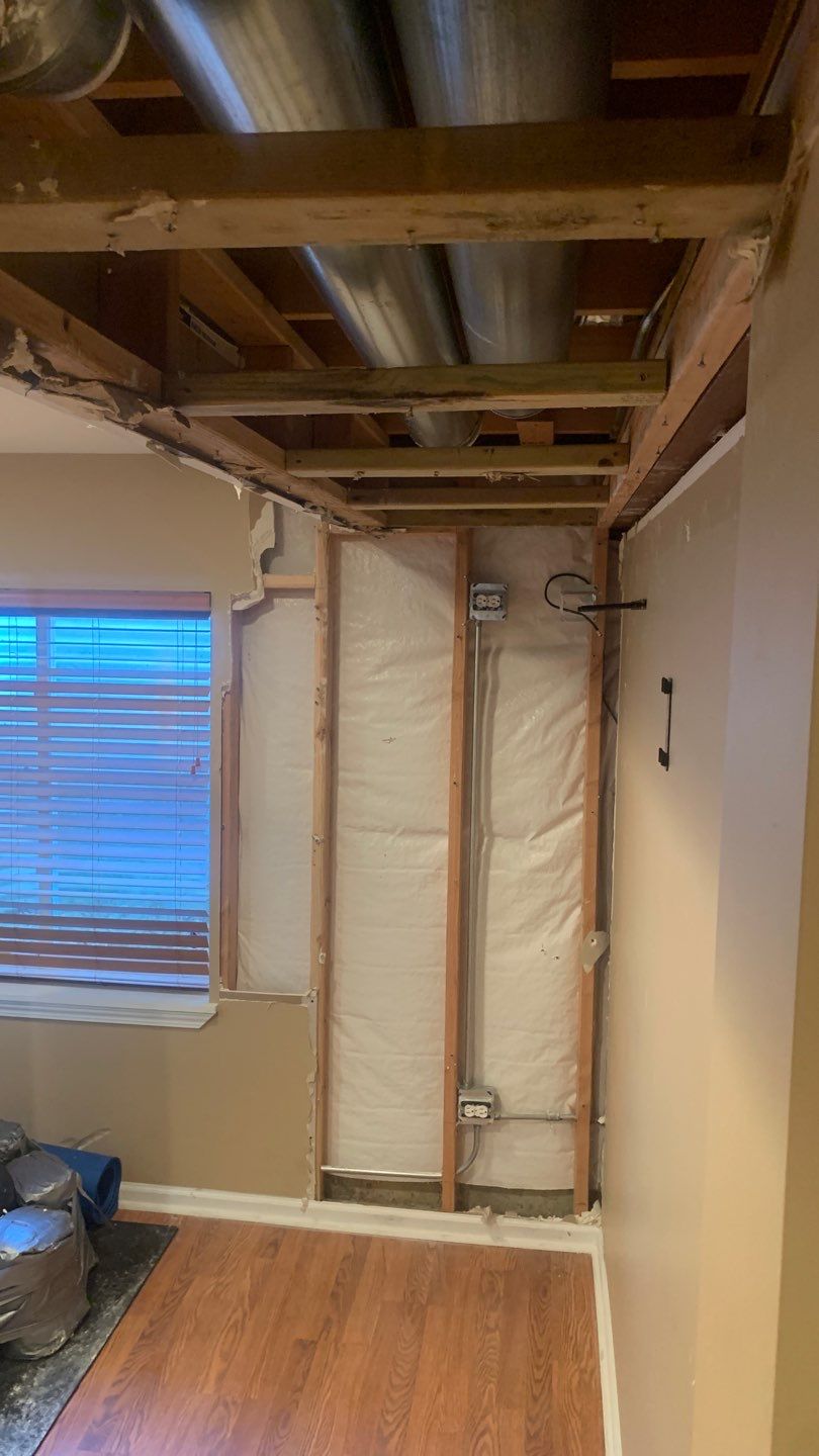 Overhead Drain Pipe Leak in Basement by Chicagoland Water Medics