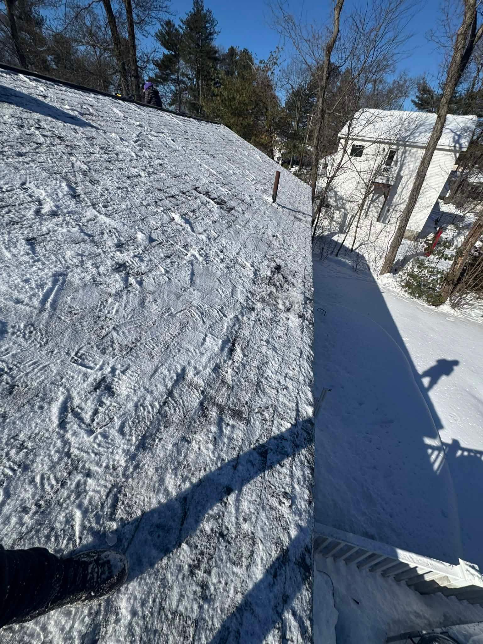 Ice Dam Removal & Snow Removal in Tewksbury, MA by Mighty Dog Roofing of Greater Middlesex County