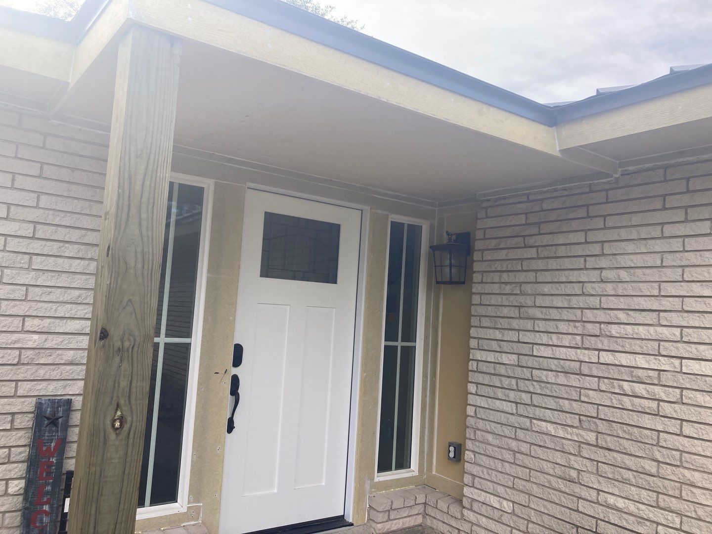 Beeville Backporch sittin' by Bayfront Roofing and Construction