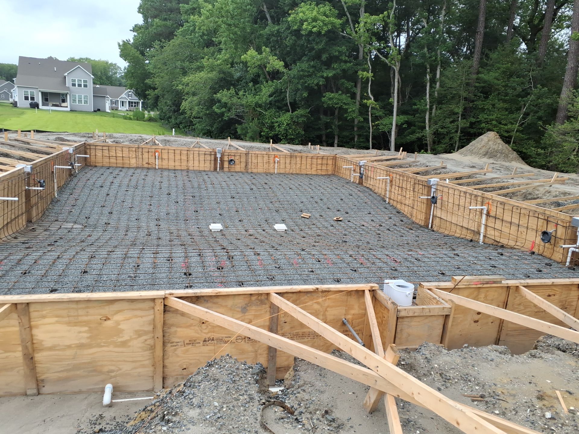 Project in Frankford by Pools & Spas Unlimited of Milford 