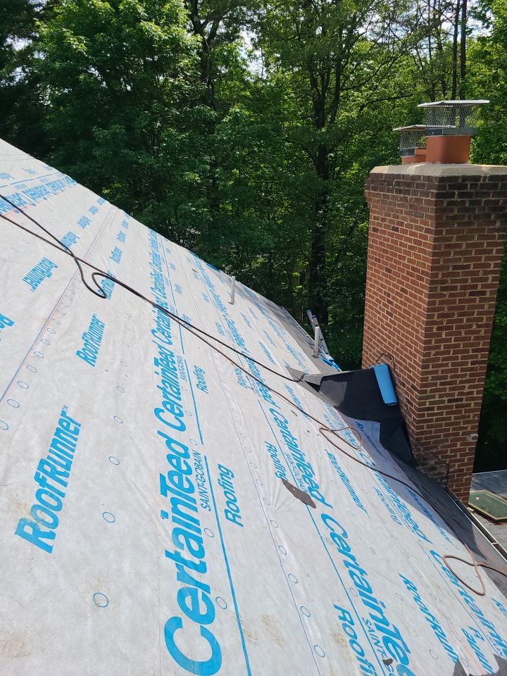 Clifton - CertainTeed Landmark Charcoal Black by RM Banning, Inc.