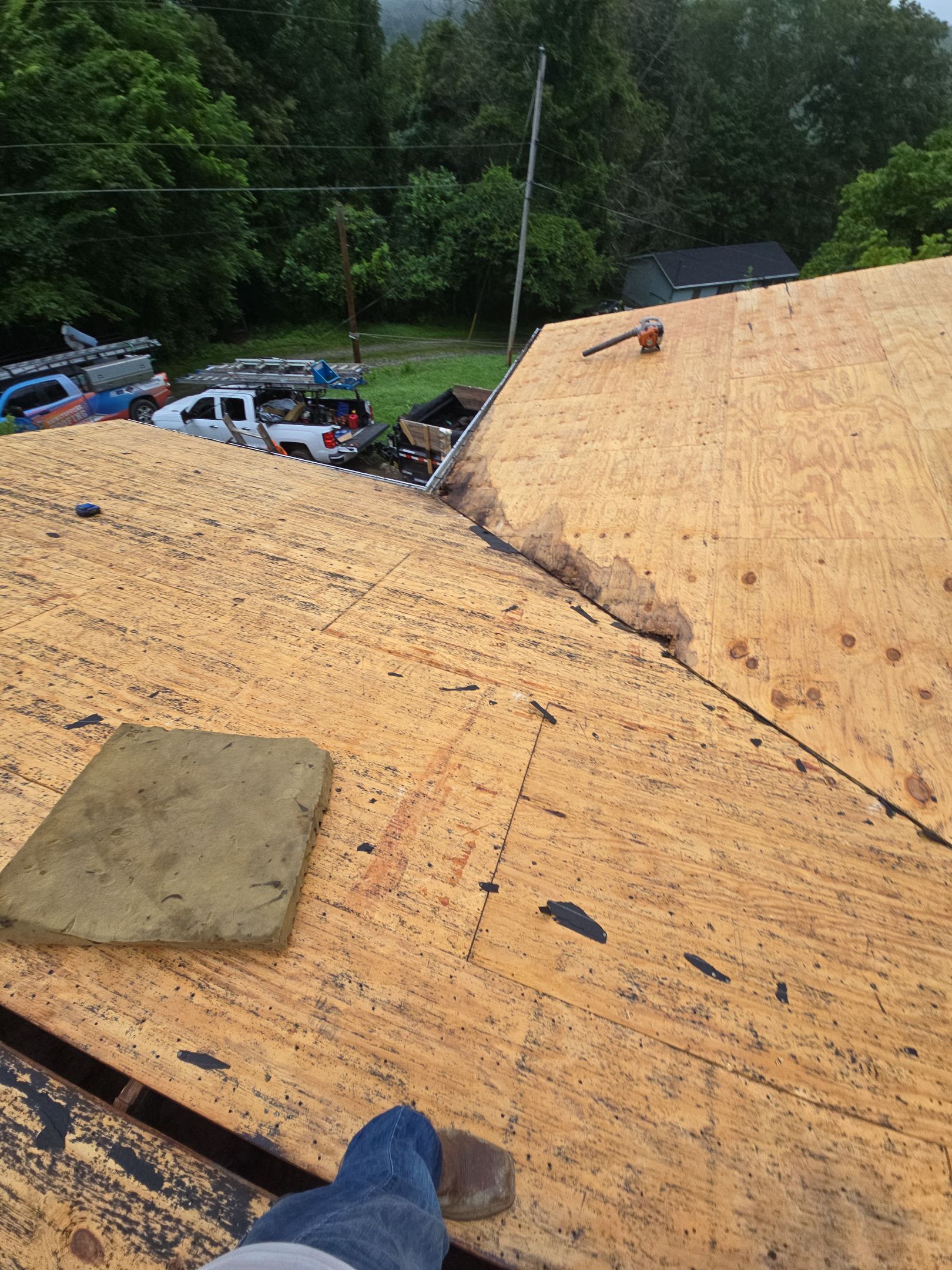 Residential Roofing Installation using GAF Timberline HDZ Shakewood by Rainstoppers Roofing