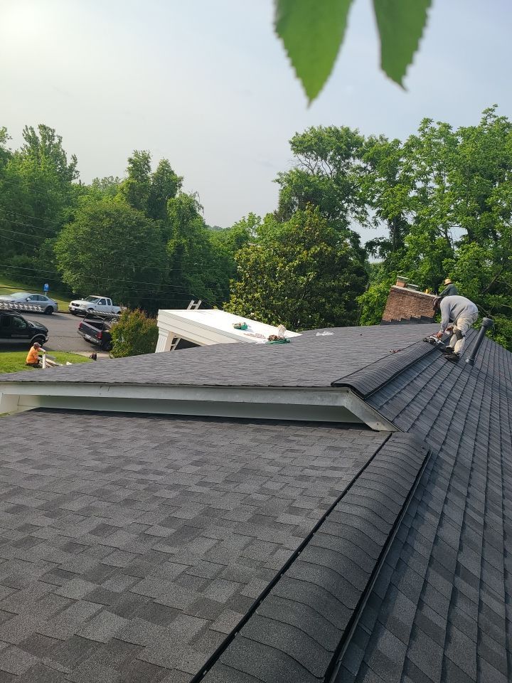 Manassas: CertainTeed Landmark Pro Designer Shingles in Max Def Moire Black by RM Banning, Inc.