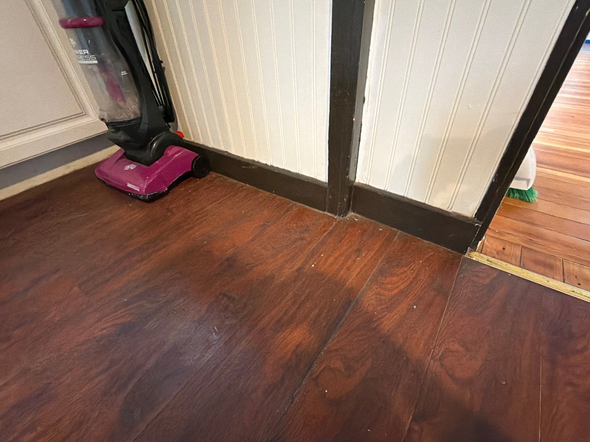 Vinyl Floor Tile by Handyman State LLC