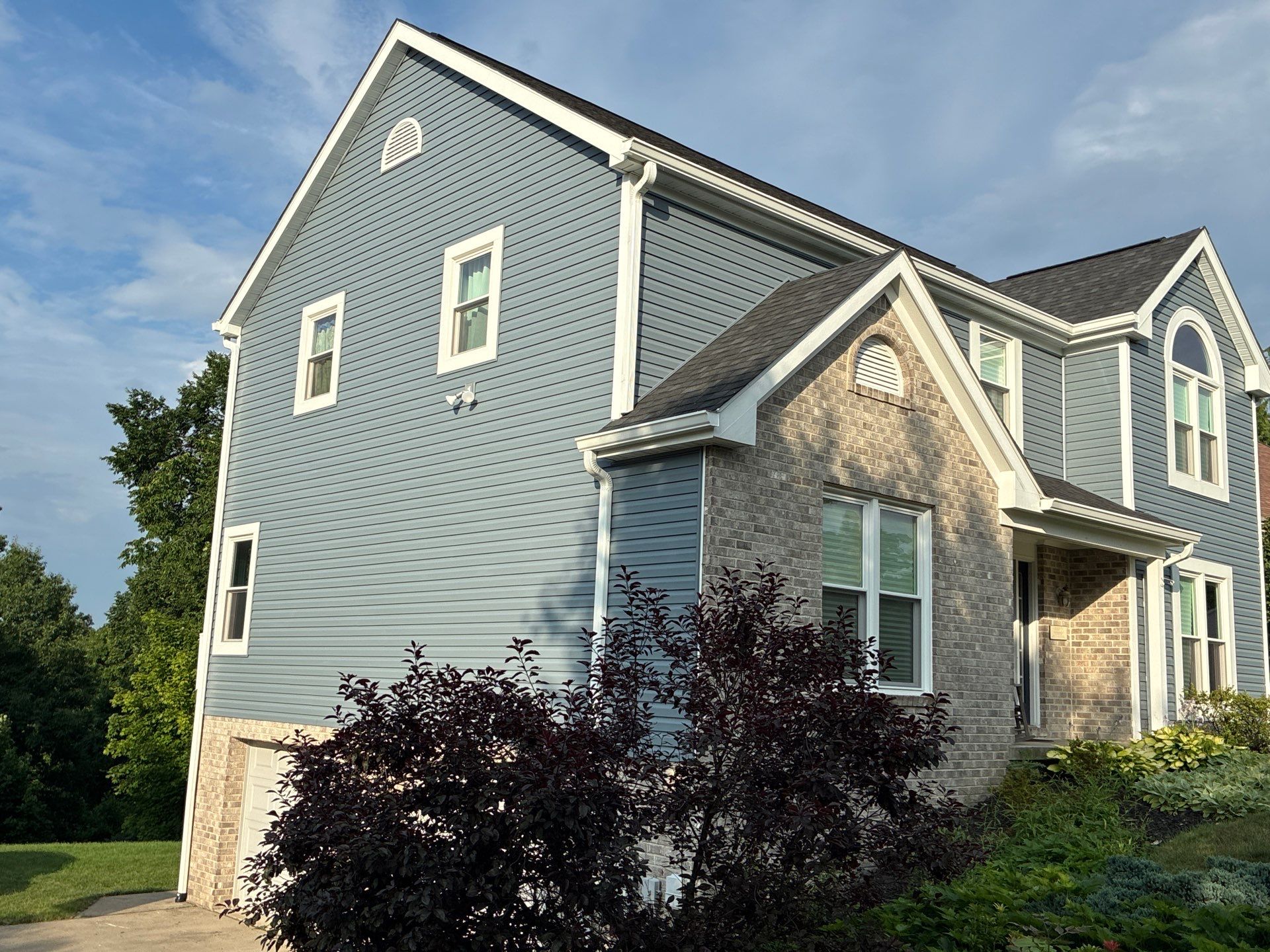 Full House Siding Renovation with English Wedgewood Vinyl Siding in Sewickley by Ideal Siding Pittsburgh