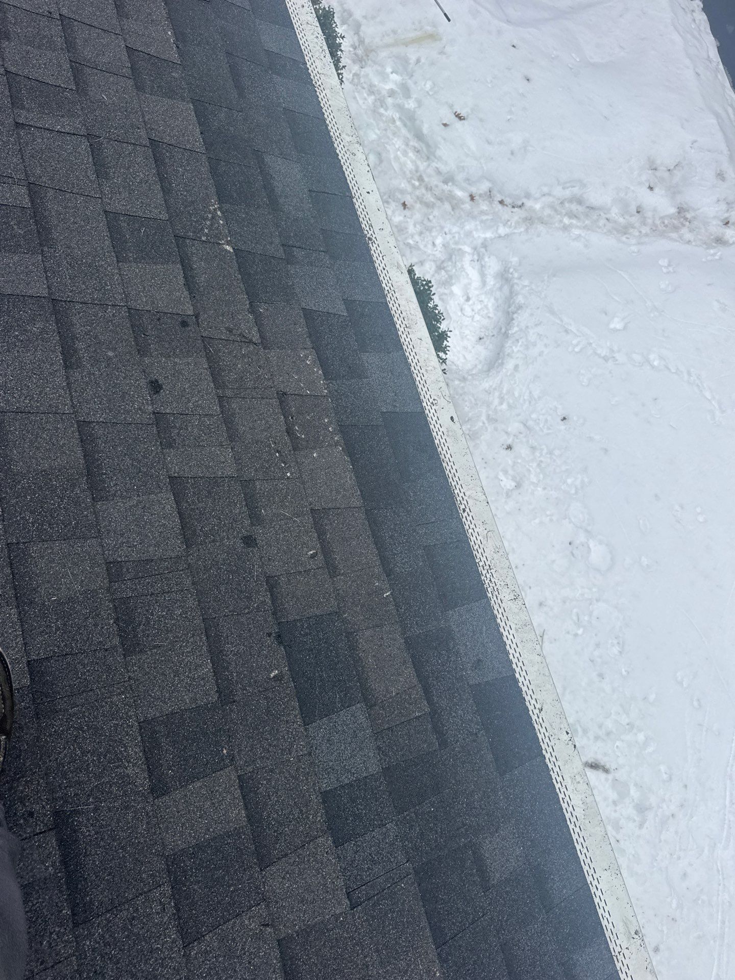 Ice Dam Removal & Snow Removal in Billerica, MA  by Mighty Dog Roofing of Greater Middlesex County