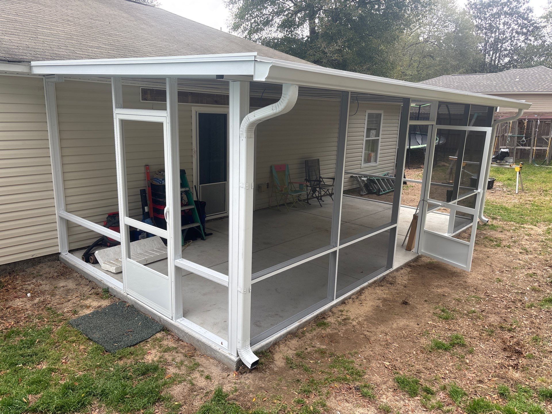 Screen room in Crestview by Titan Sunrooms