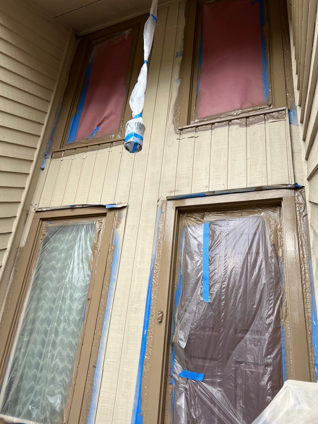Exterior renovation using James Hardie Siding and Simonton Windows by Indigo State Roofing