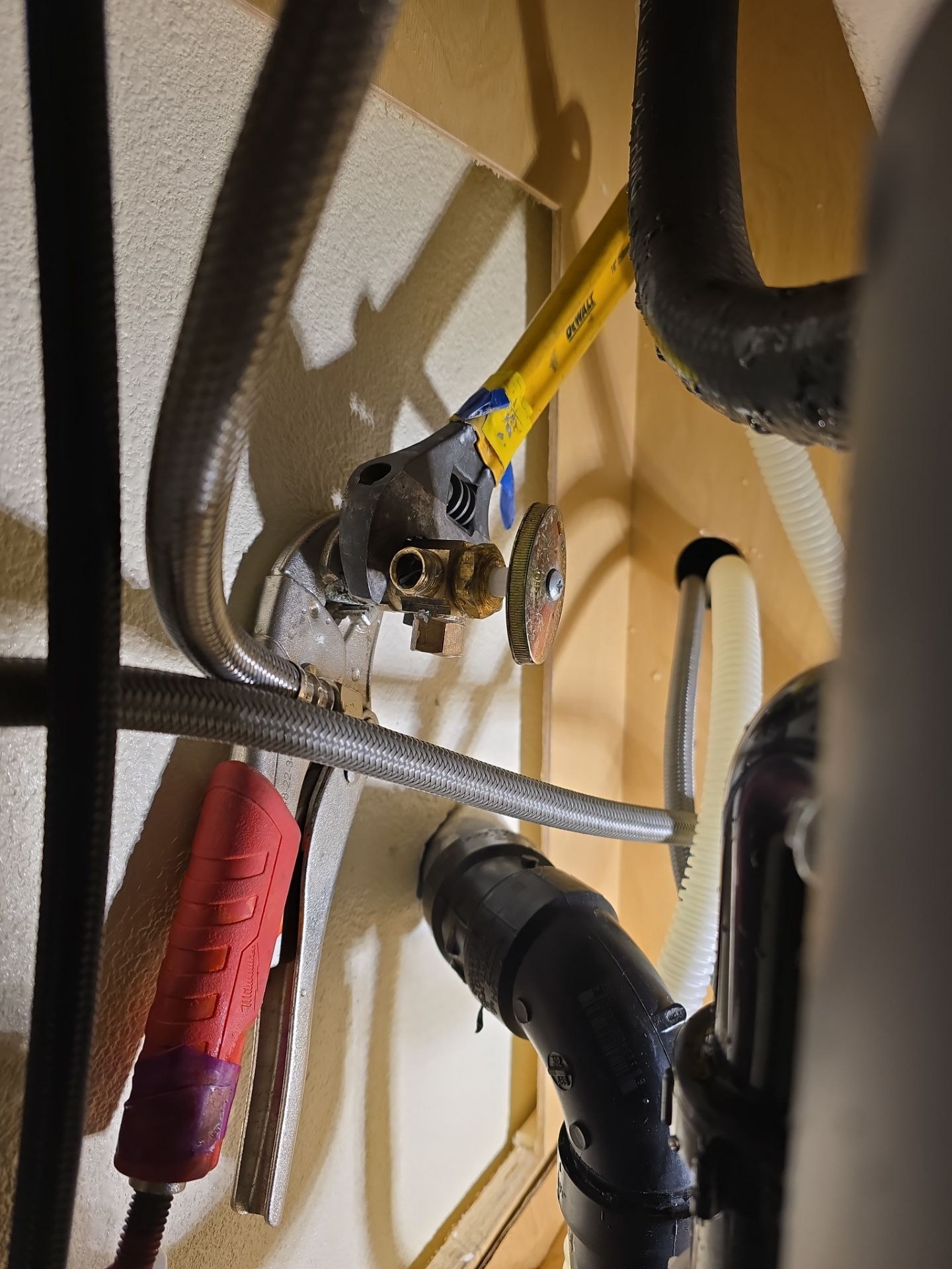 Water Leak Inspection & Repair by Us Plumbing 