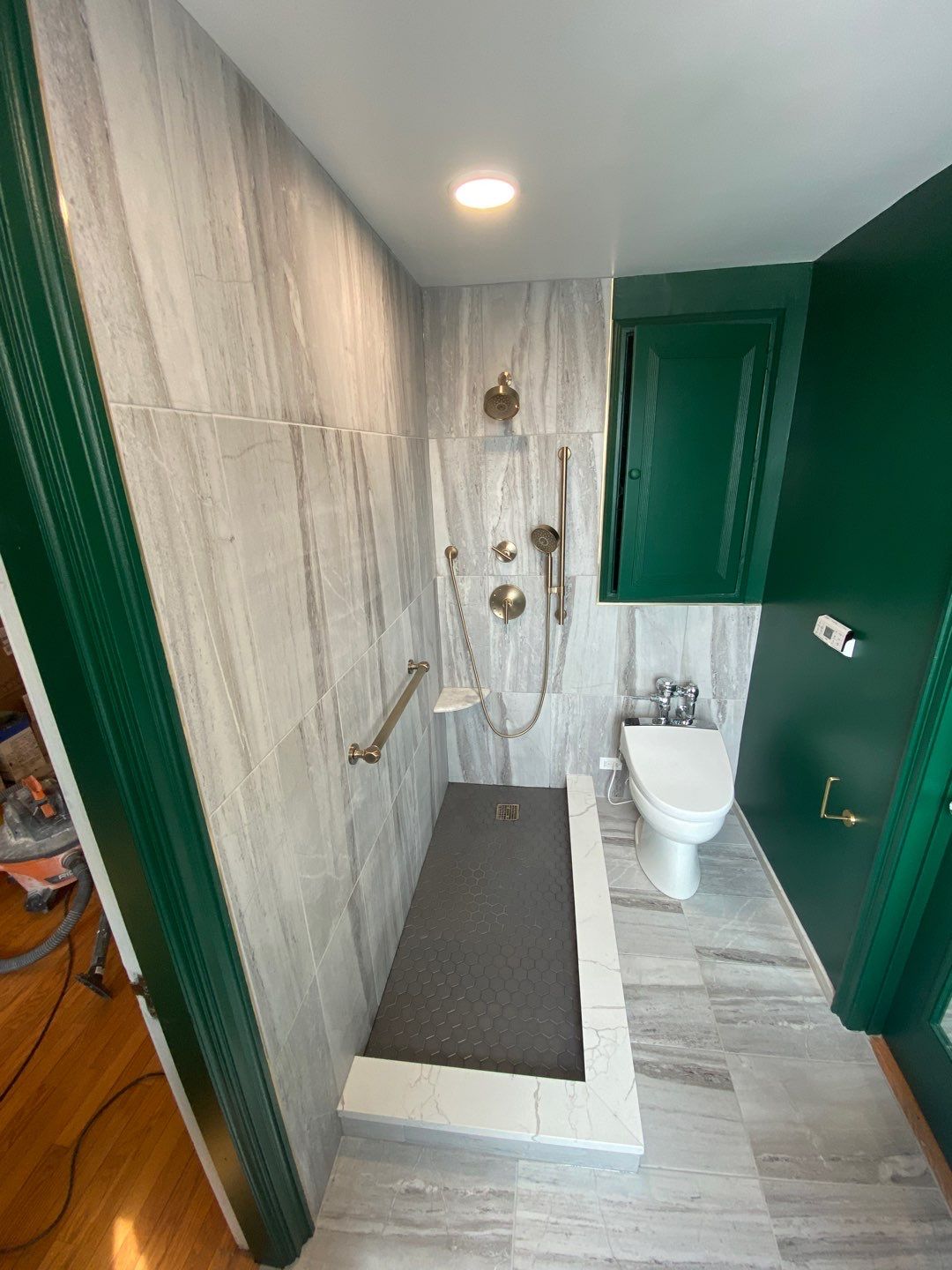 Sheridan road Bathroom remodel by Punch List
