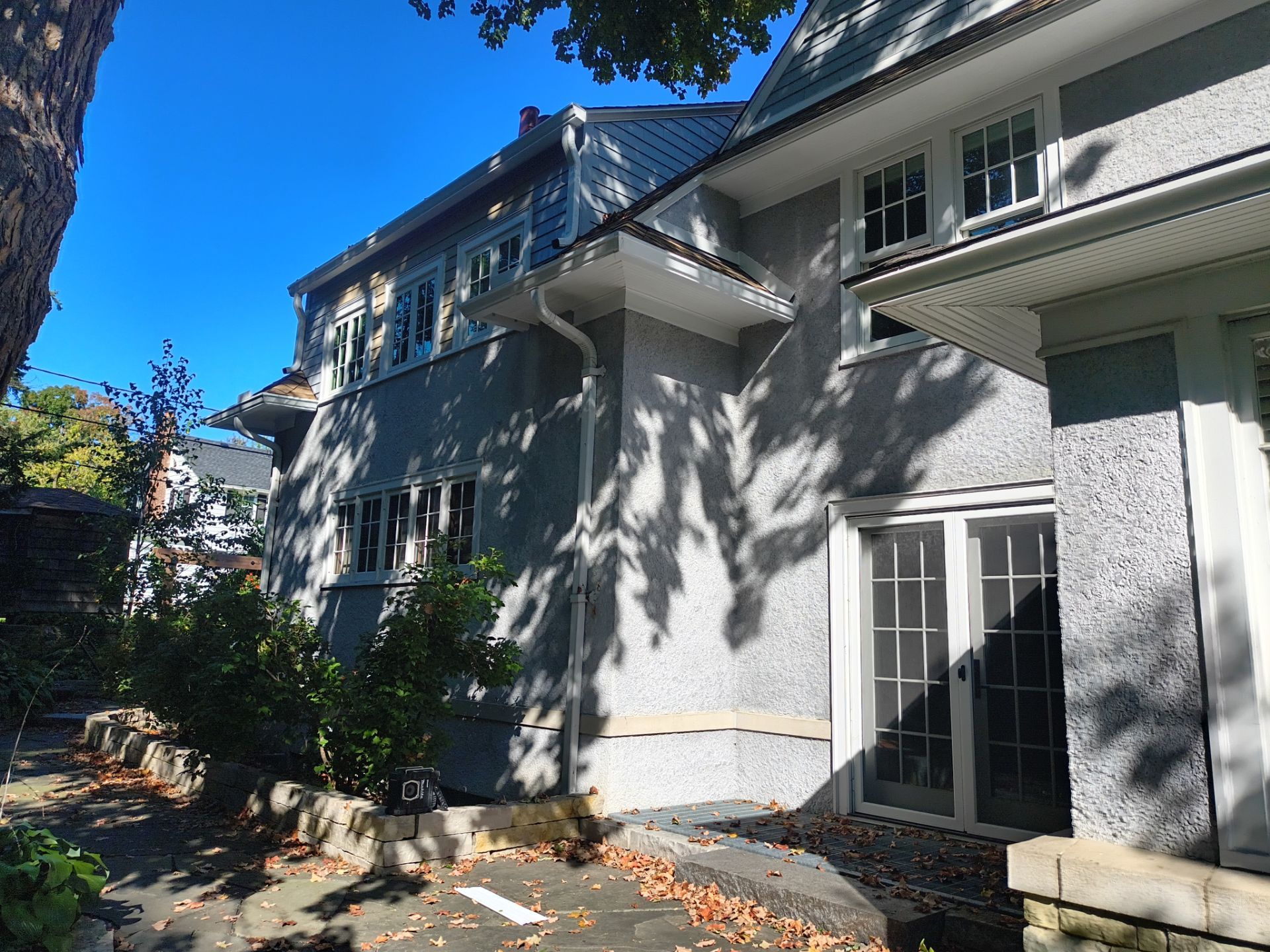 6" Seamless Gutter Installation – Minneapolis, MN by Next Level Seamless Gutters / Exteriors Inc.