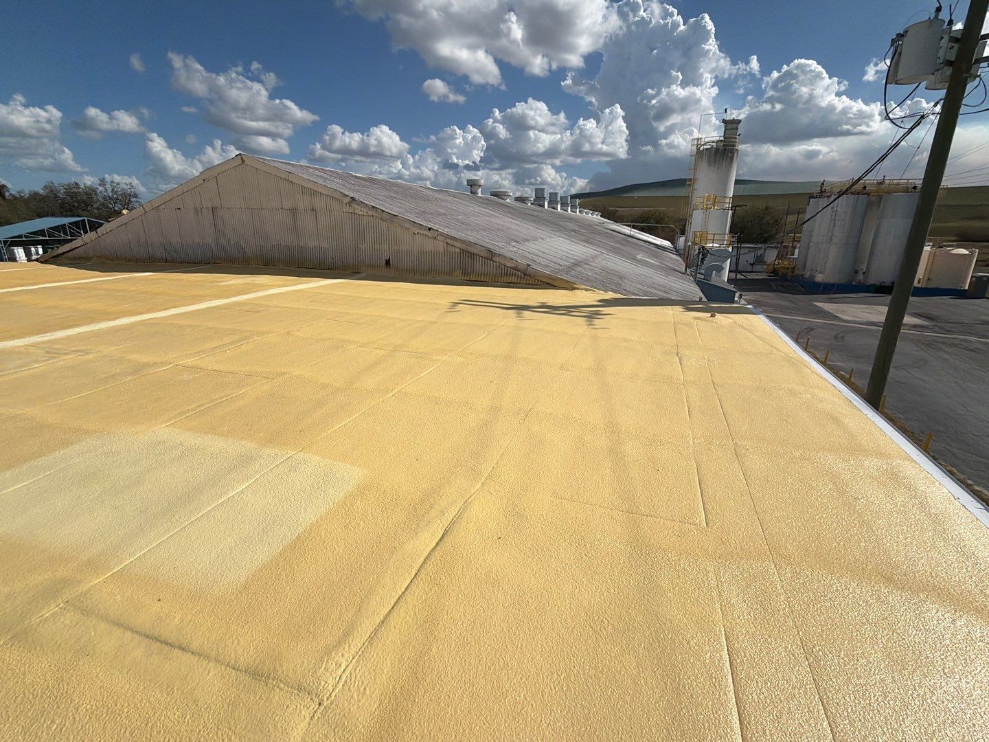 Seamless SPF Roof Installation for Bartow Commercial Office by CES Roofing