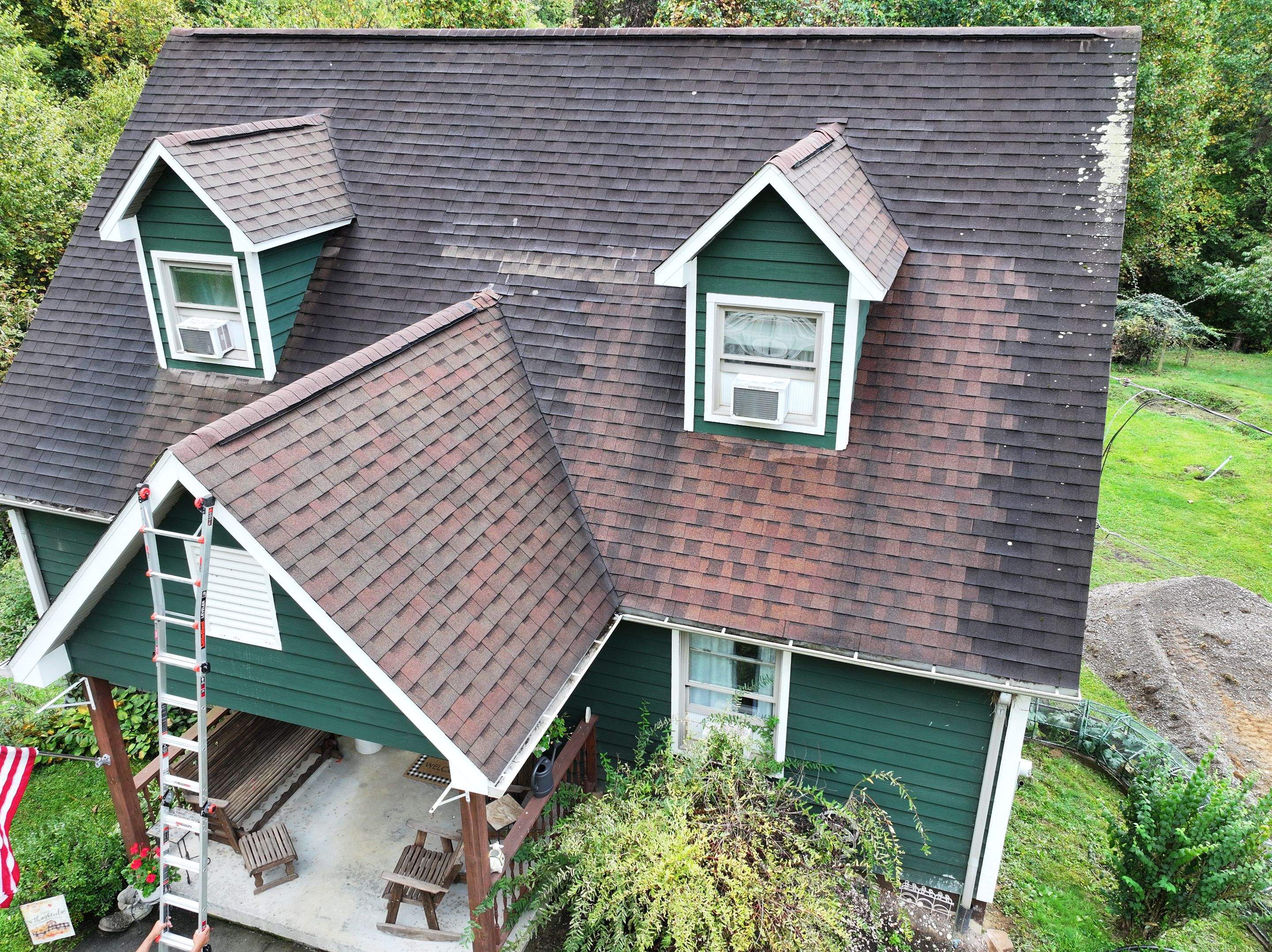 Burns Residence by Omnia Roofing