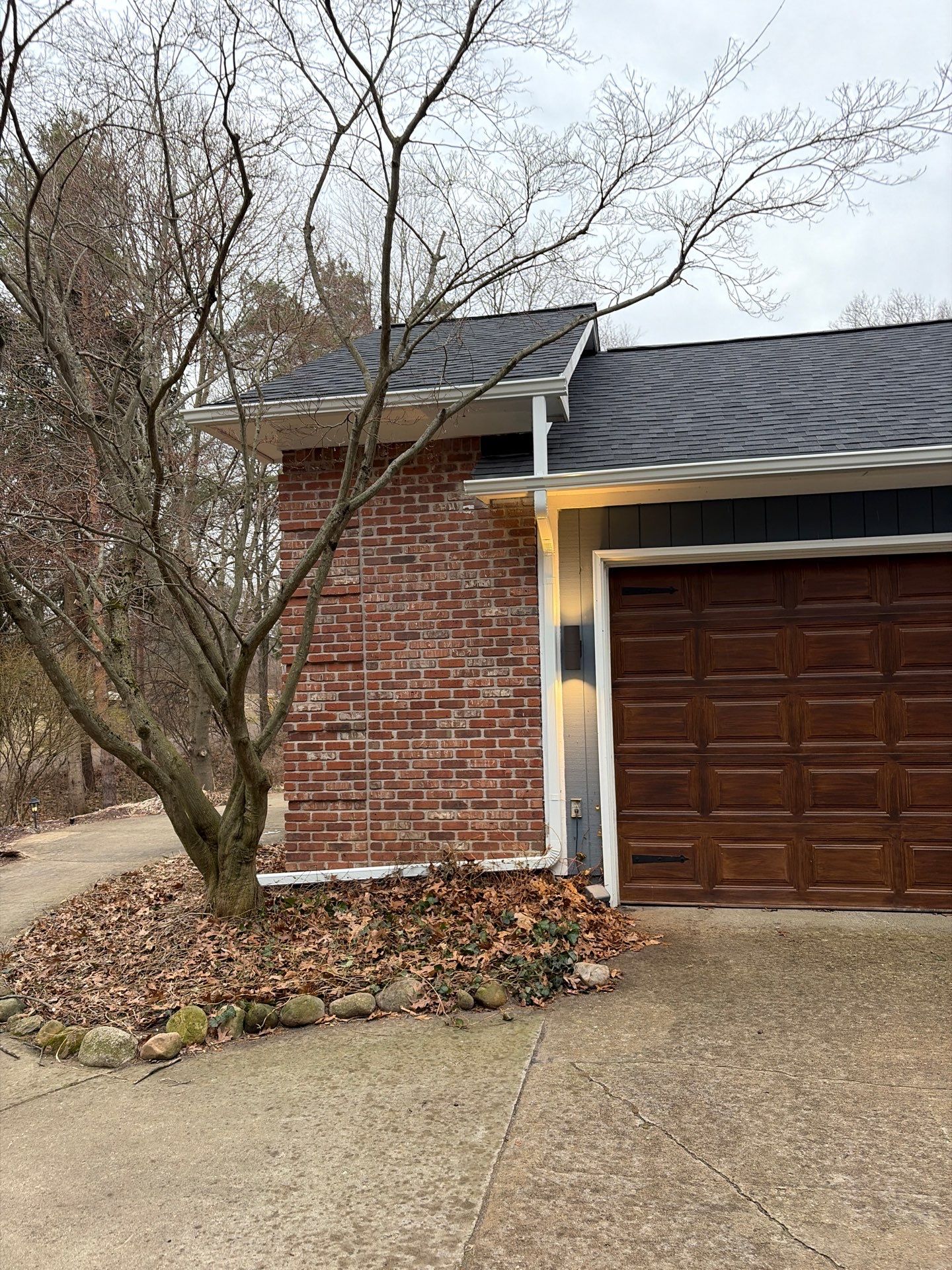 Roof Replacement using Owens Corning TruDefinition Duration by 180 Contractors