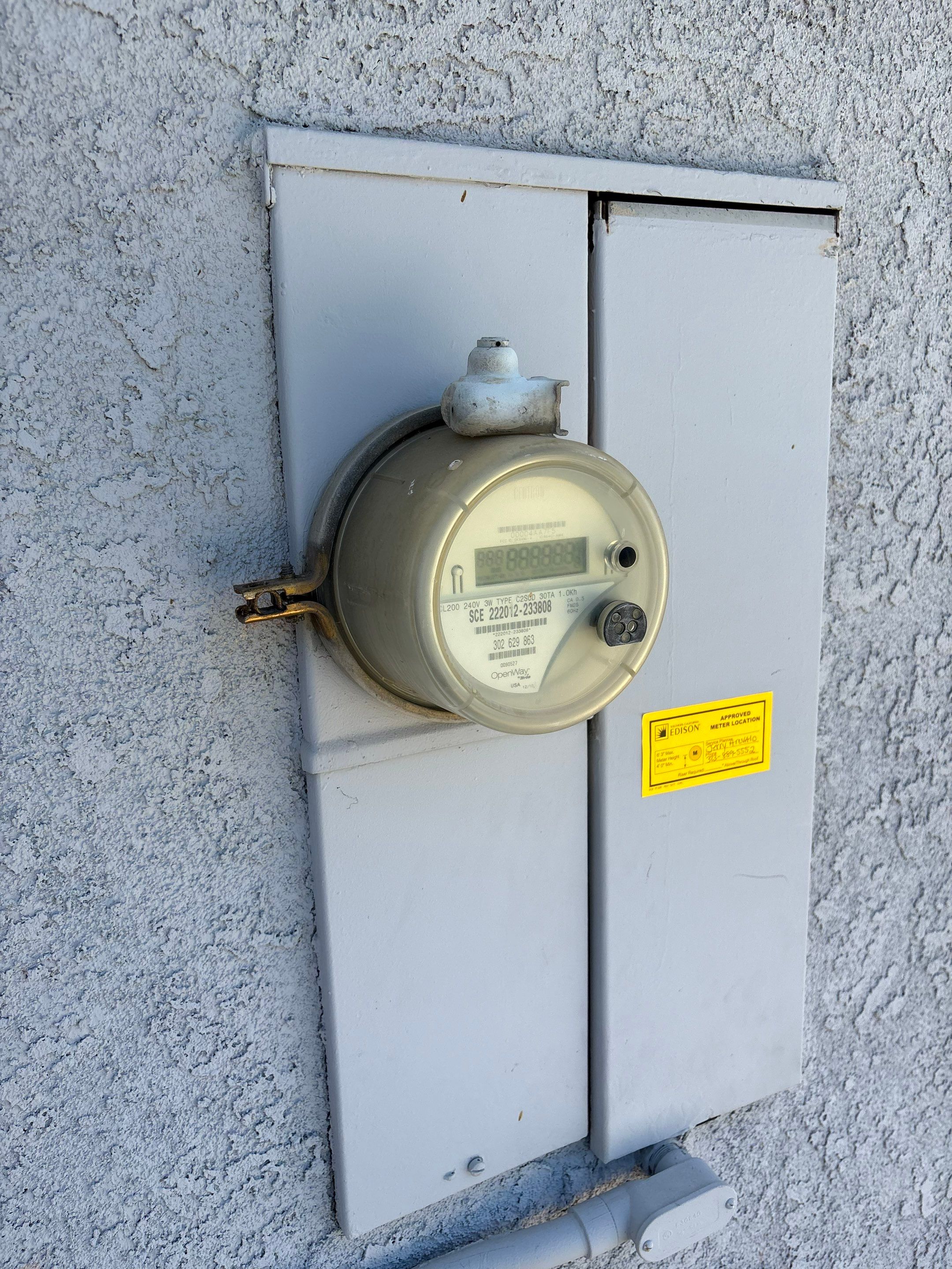 Residential Solar Array and Dual Tesla Powerwall Storage in Corona by VIBE SOLAR