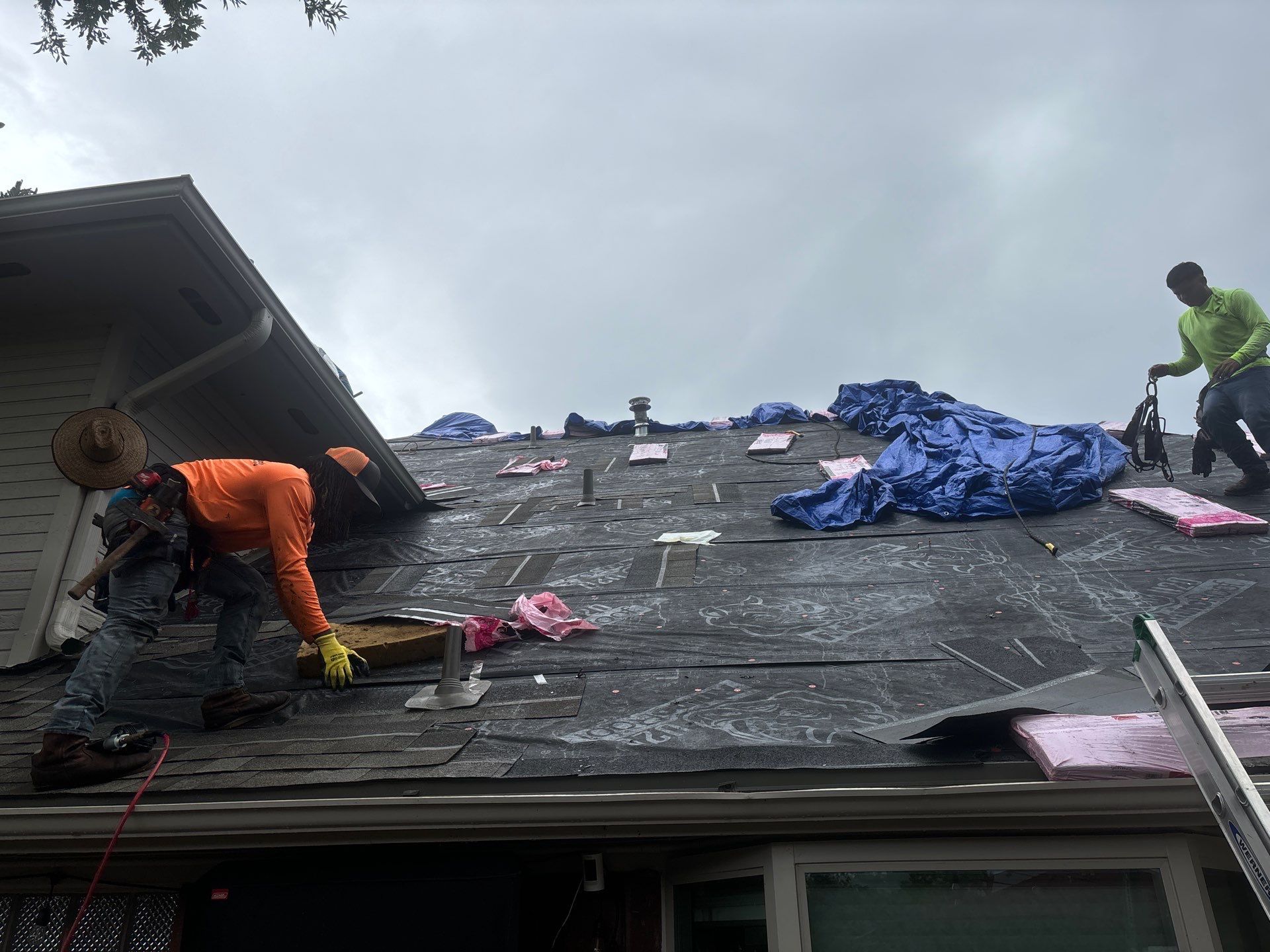 Residential Roofing Installation using Owen's Corning Duration (Lifetime) Shingles by Roof Repair Company