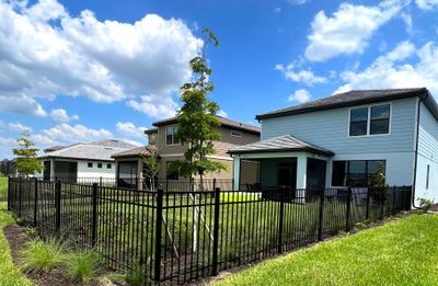 Aluminum Fence Installation using Black 3 Rail Aluminum Fence