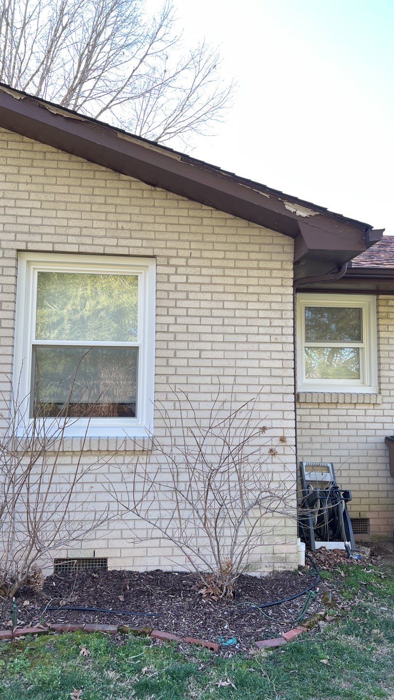 Residential Roofing Installation using Owens Corning Oakridge Roofing System by Undersun Roofing 