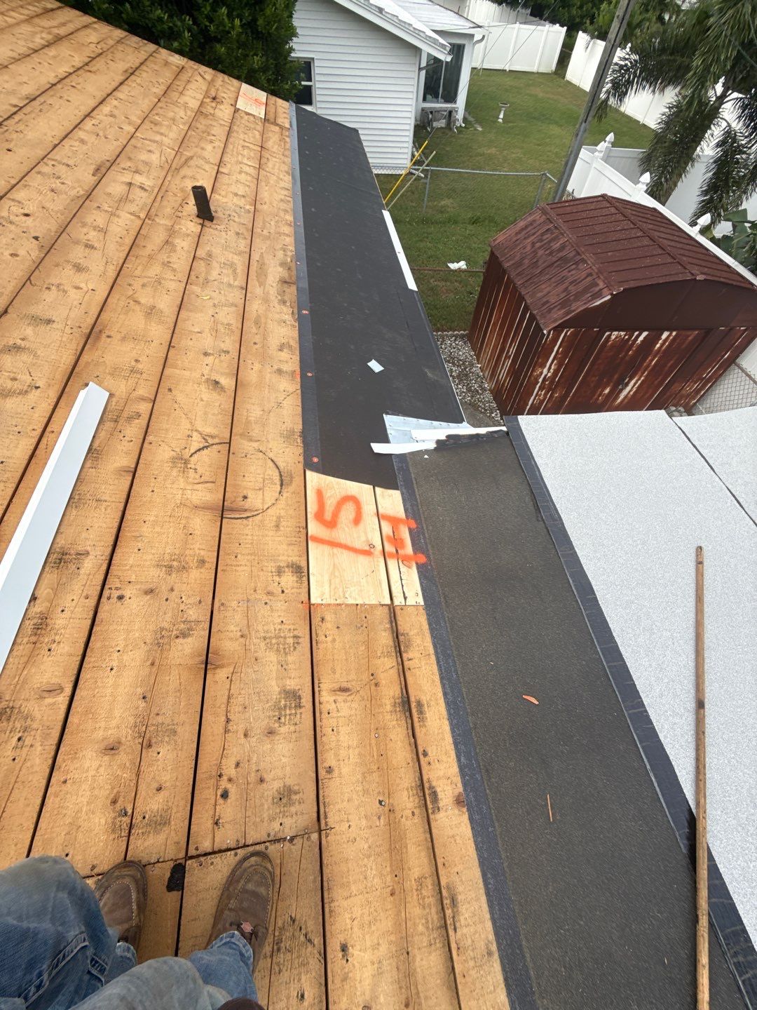 Project in Seminole 33772 by Mitchell Roofing Company LLC 