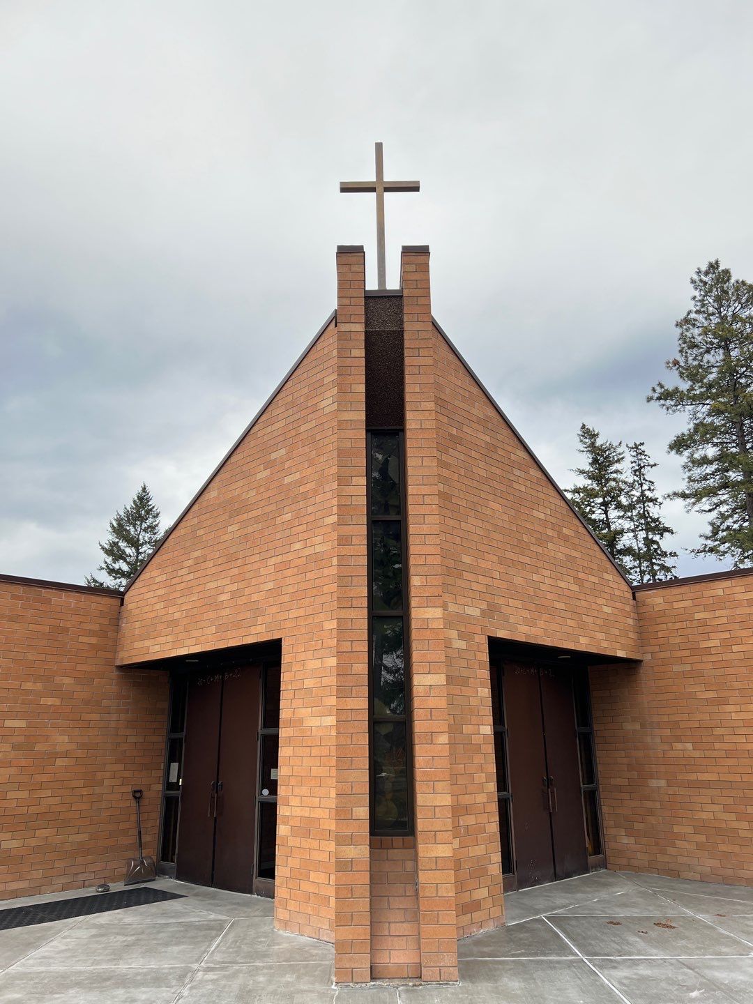 GAF Timberline HDZ - Charcoal by Montana Roofing Solutions