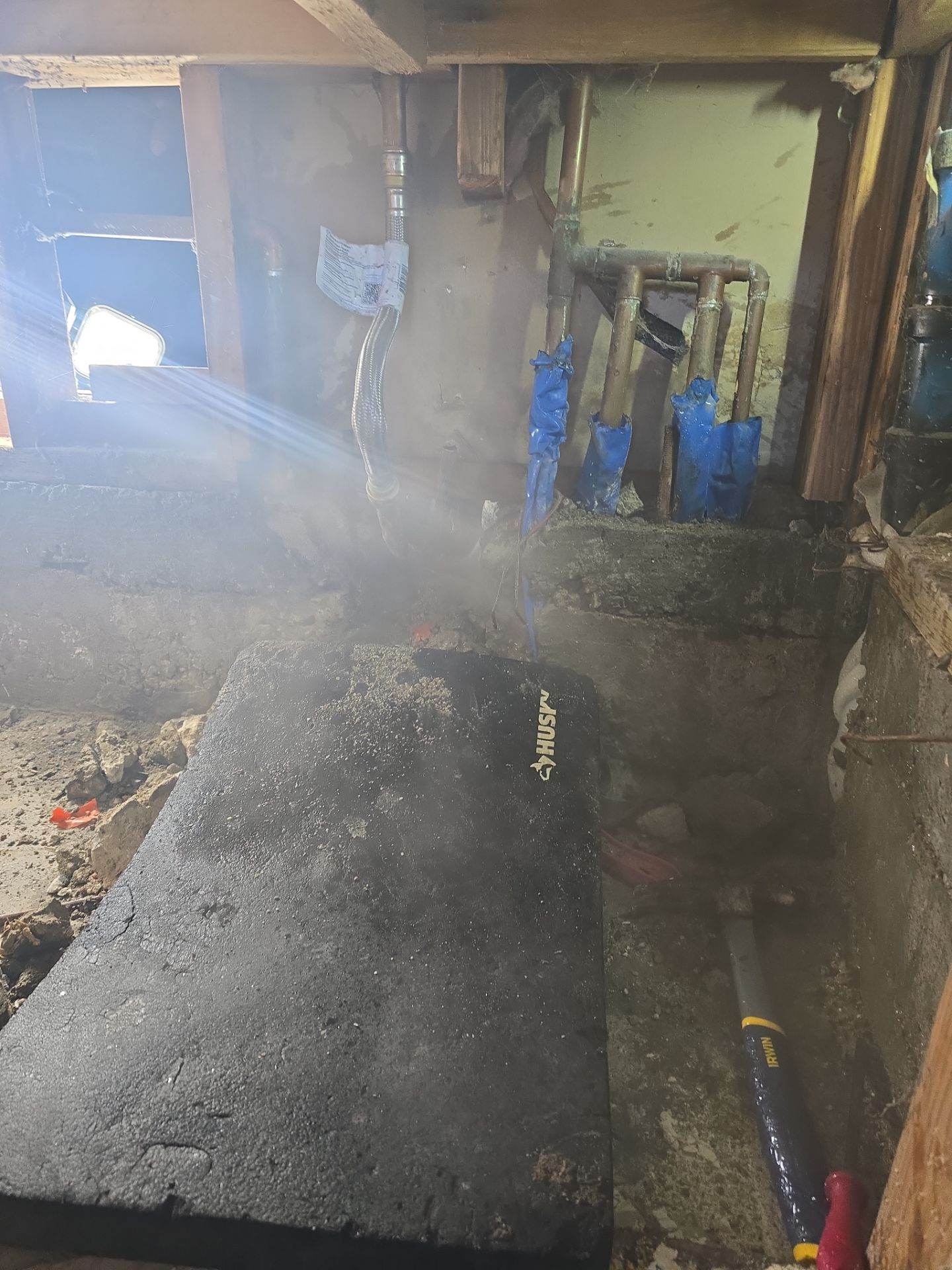 Installing Pipes by Us Plumbing