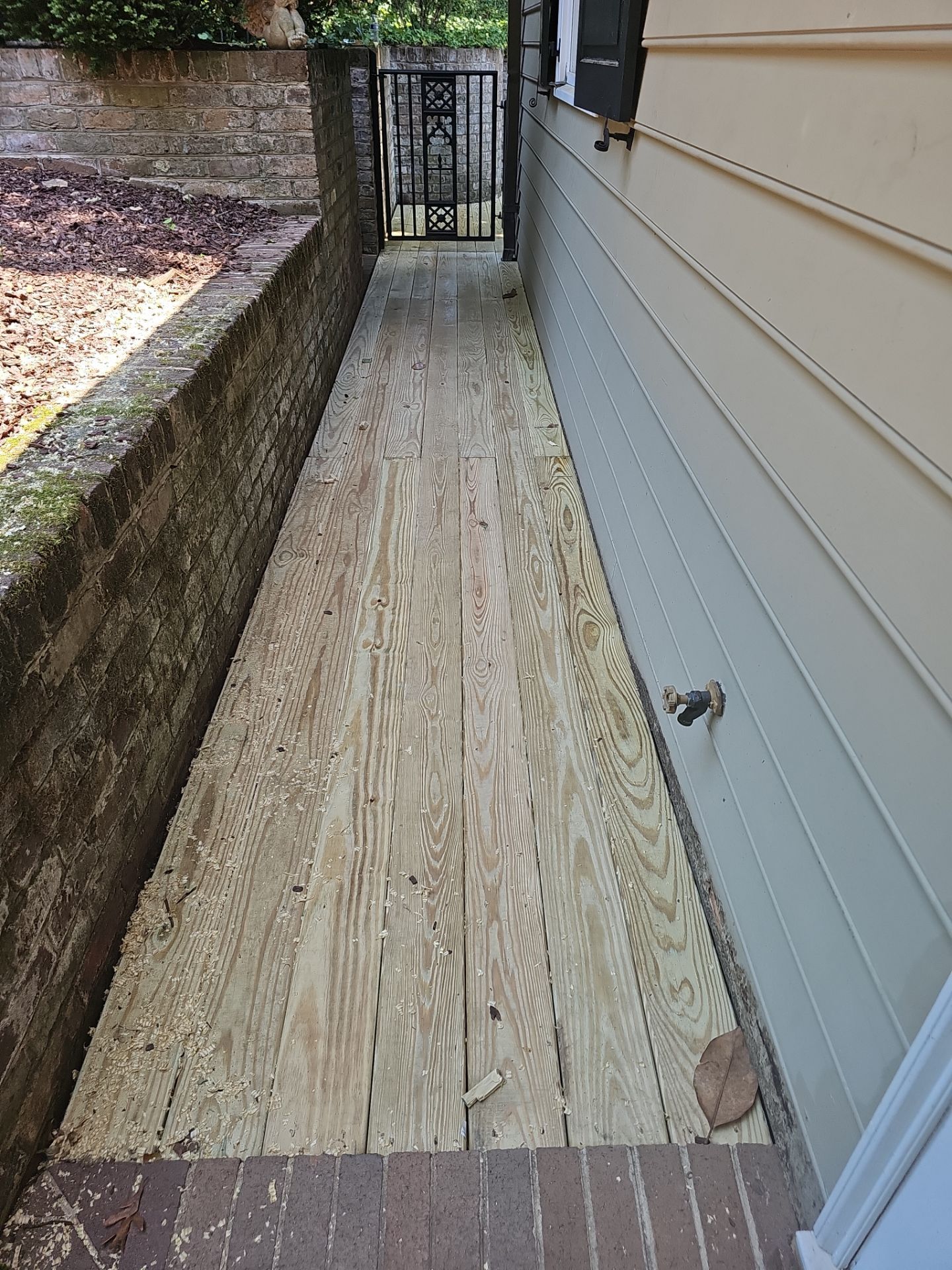 Custom Curved Deck Build – Residential by Billy Weatherspoon Contractor