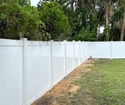 Vinyl Fence Installation using Vinyl Privacy Fence 
