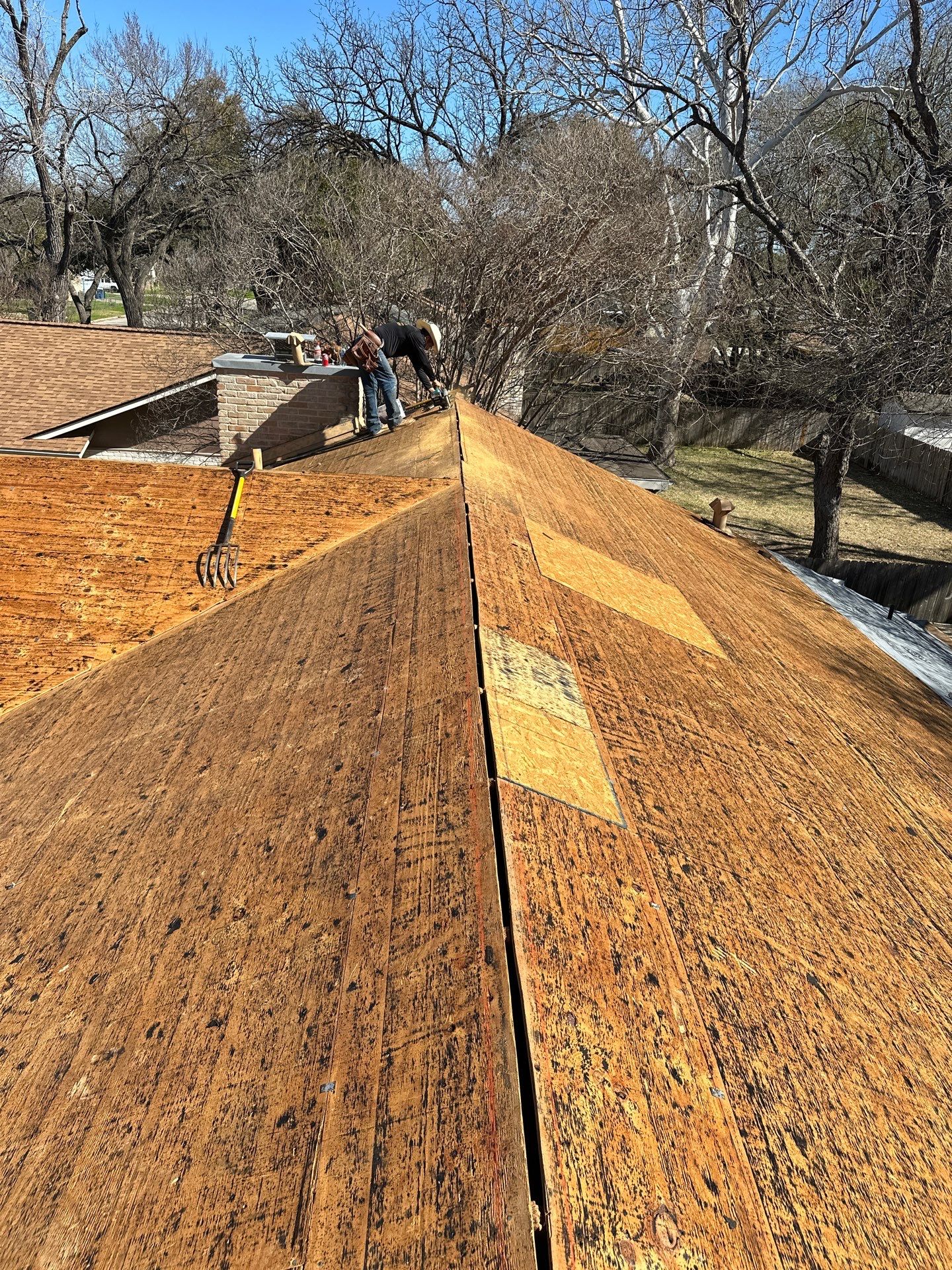Residential Roofing Installation using Owens Corning Oakridge Brownwood by DeZign Roofing & Exteriors