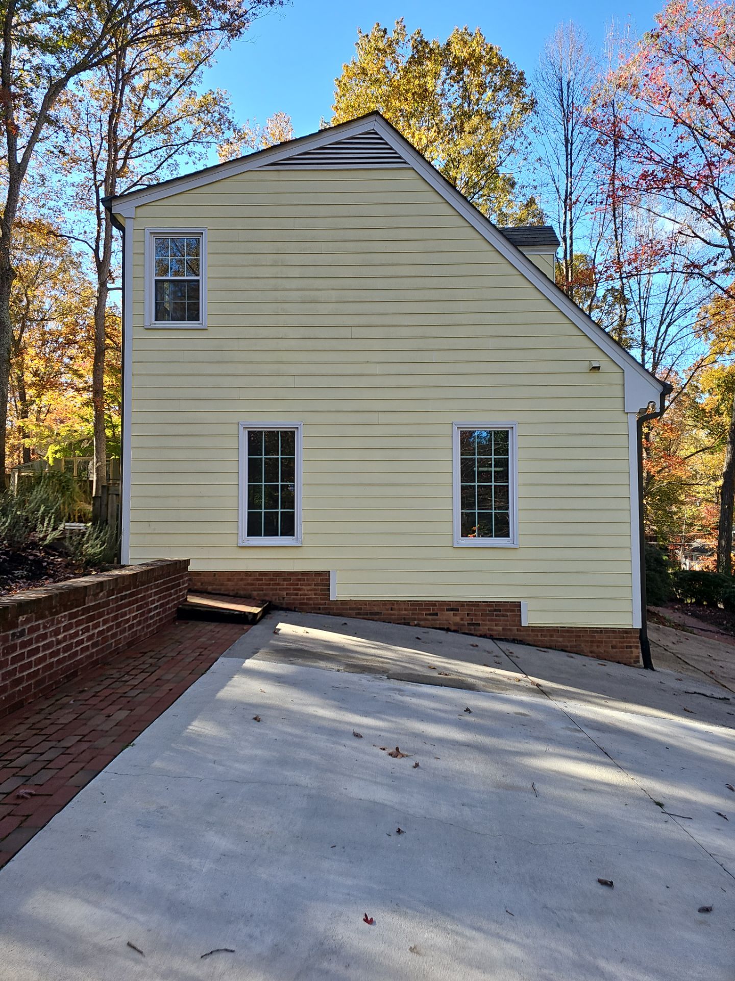 Pressure Washing and Exterior Paint by Billy Weatherspoon Contractor
