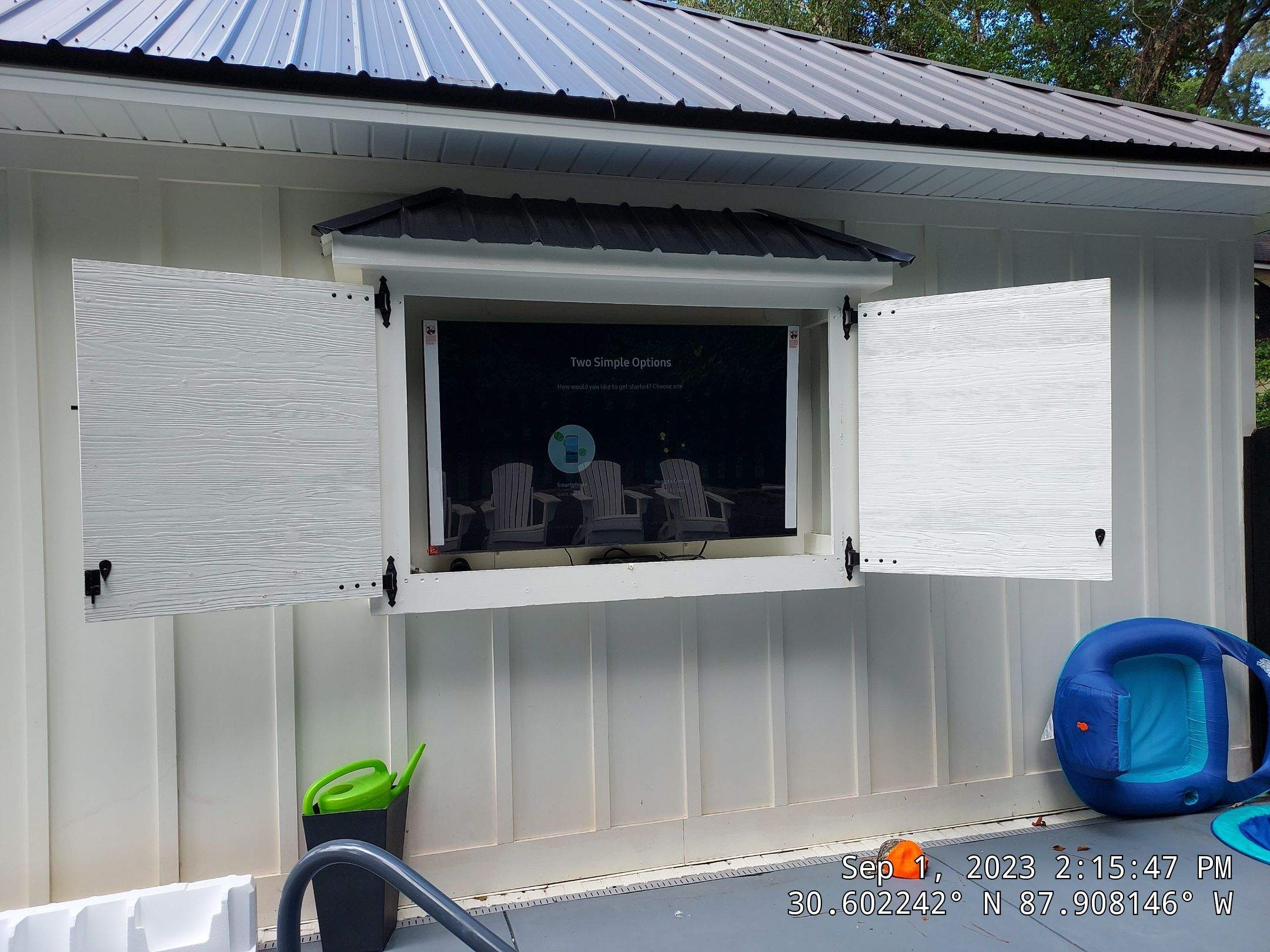 Outdoor TV Mounting Projects by Hangman Mounting & Installation 