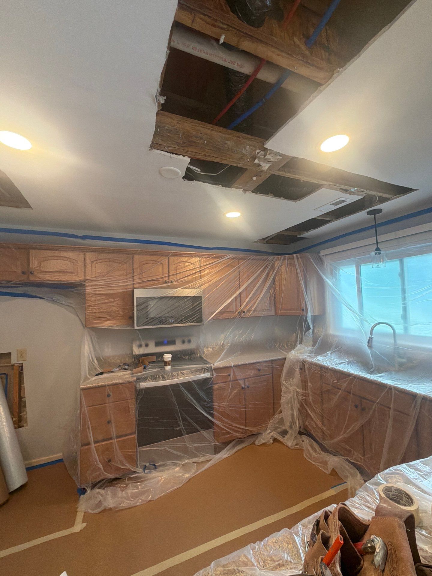 Residential - Virginia Beach  by Rodriguez Drywall And Paint 