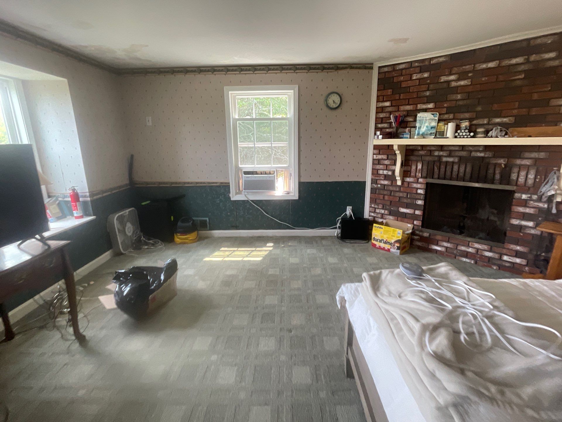 Project in North Smithfield by Mg House Cleaning