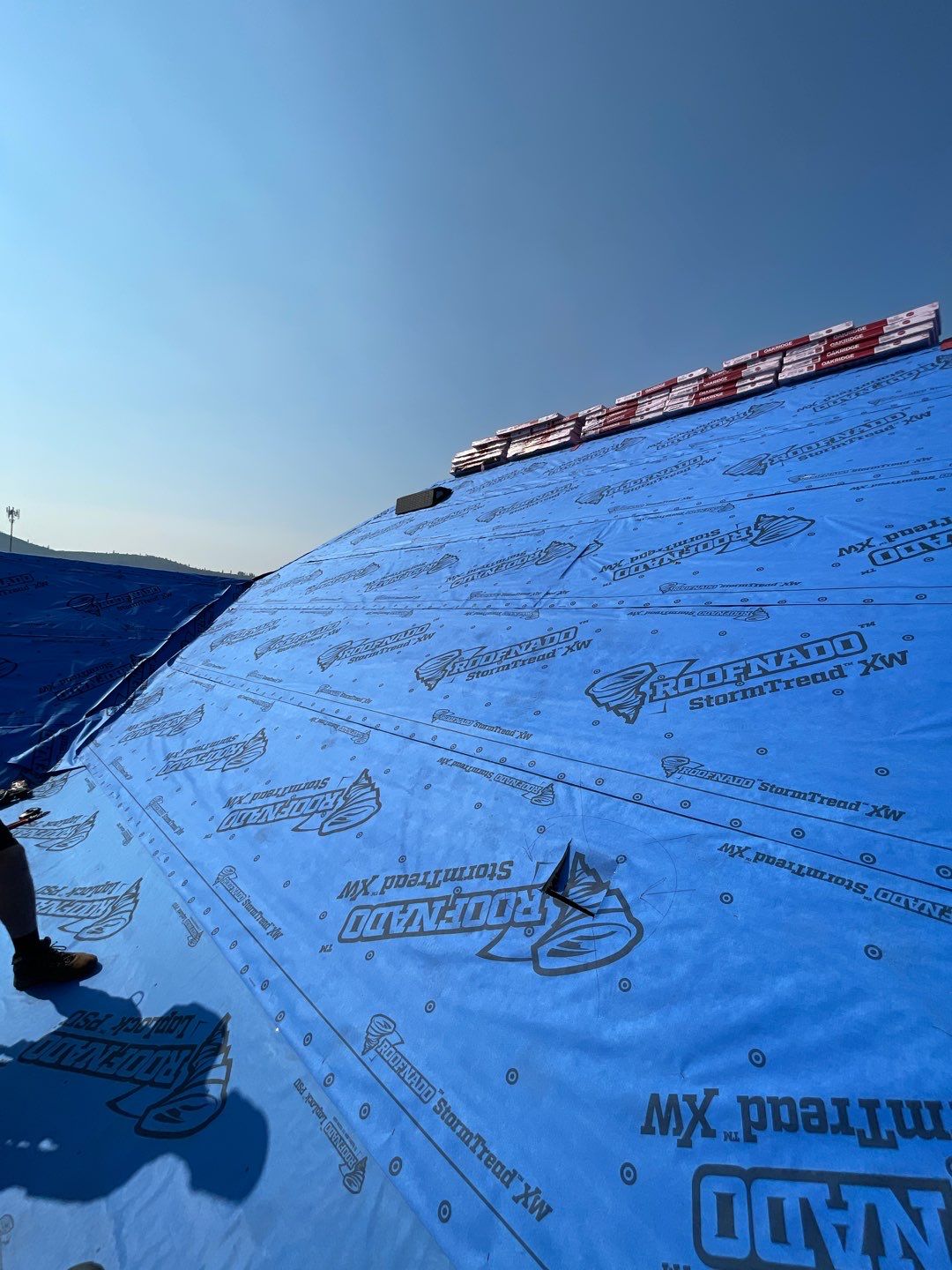 Residential Roofing Installation using OC Oakridge shingles by Top Notch Roofing Inc