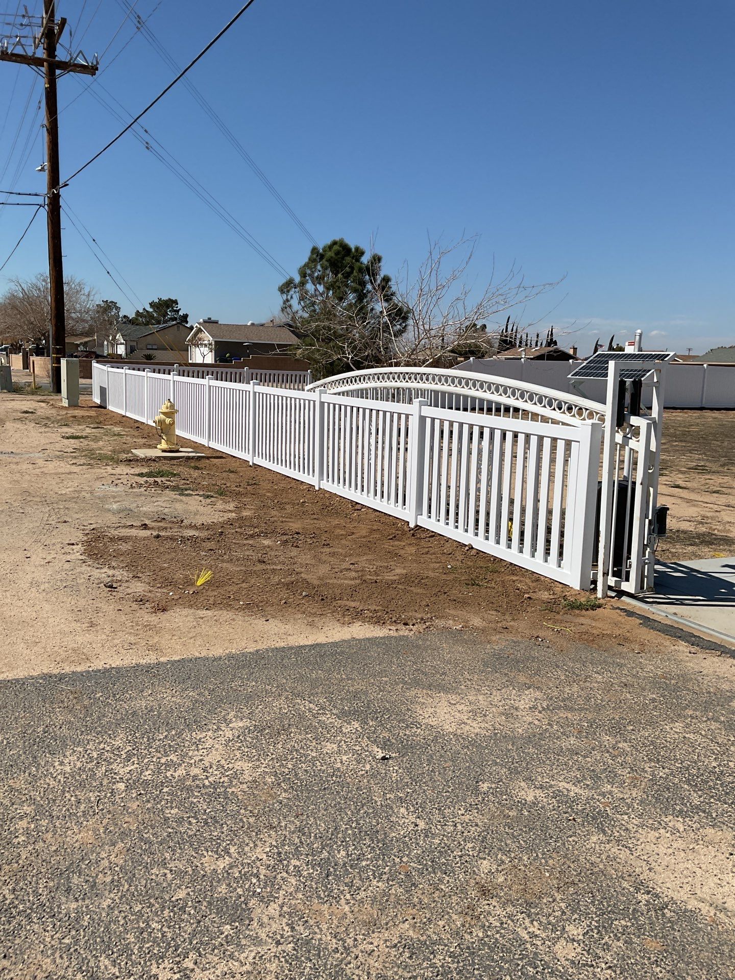 Box picket and privacy vinyl  by Fence Guys Inc. 
