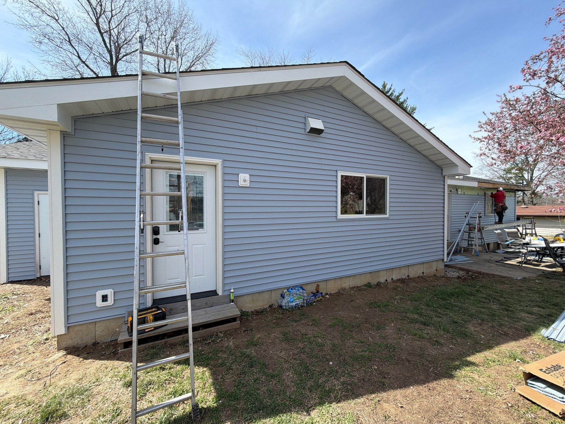 Siding Remodel/Replacement in St. Louis, MO by Acute Roofing And Exteriors 