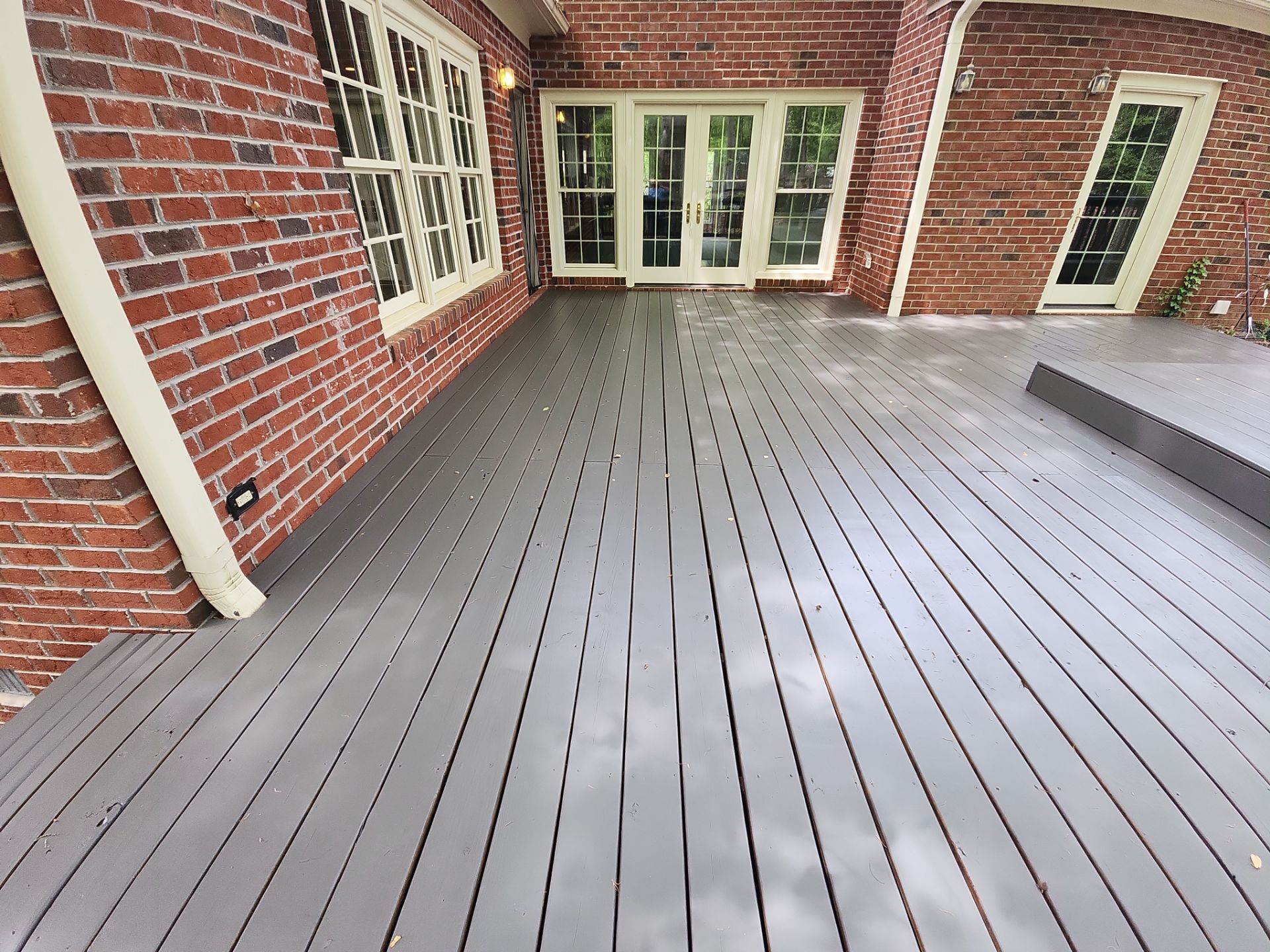 Weathered Deck using AcryFin by DuraSeal