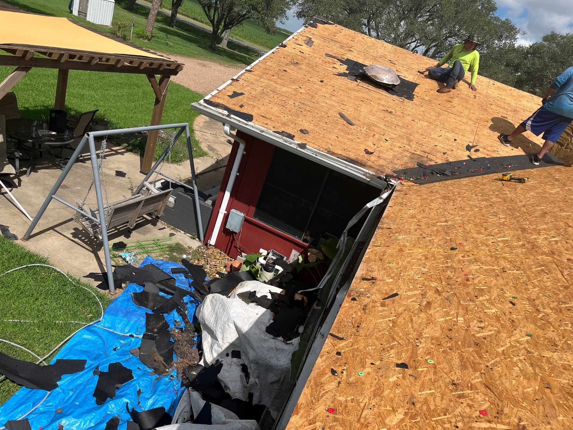 Residential Roofing Installation using Owen's Corning Duration (Lifetime) Shingles by Roof Repair Company
