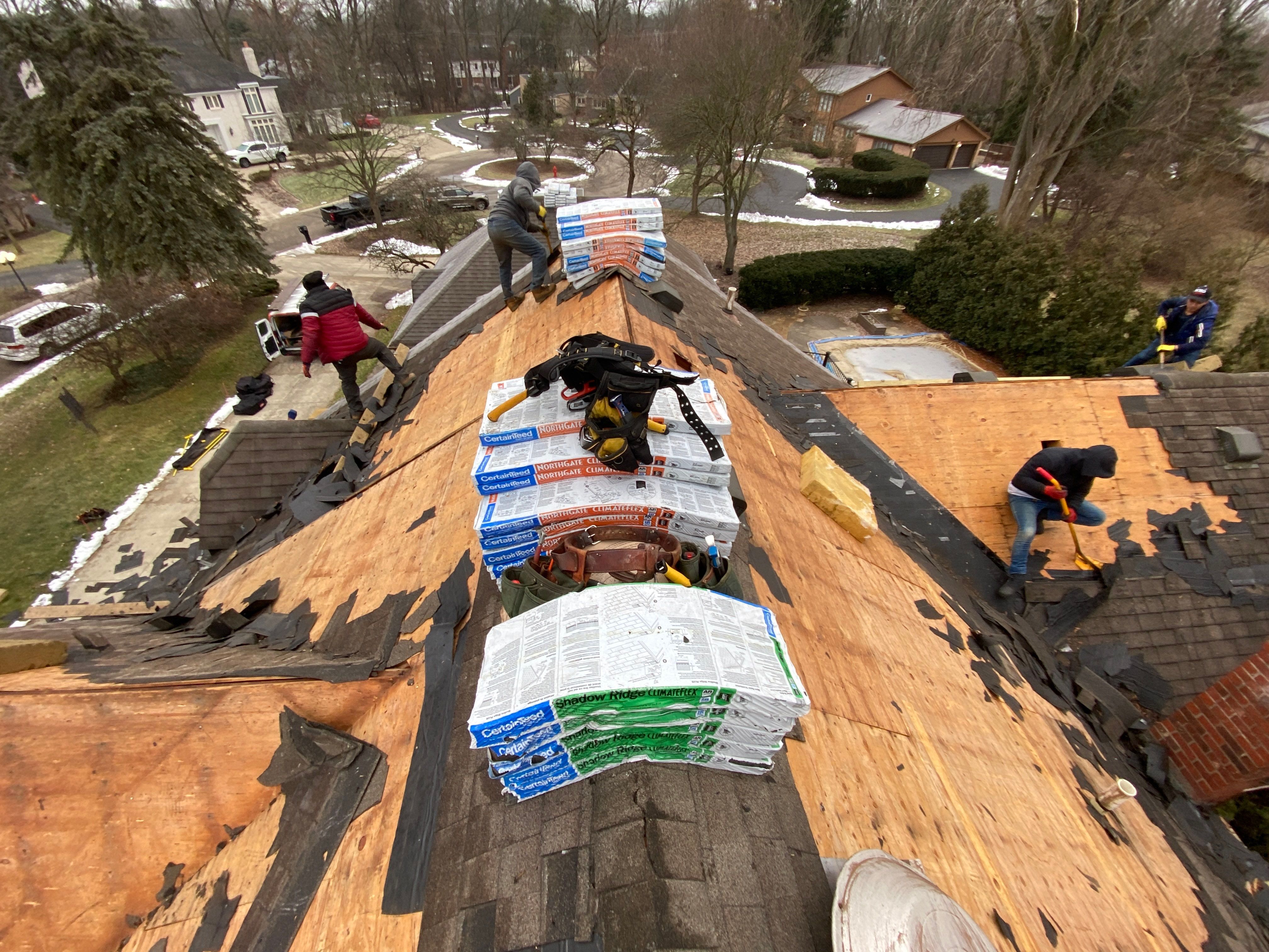Roof Replacement using CertainTeed Landmark by 180 Contractors
