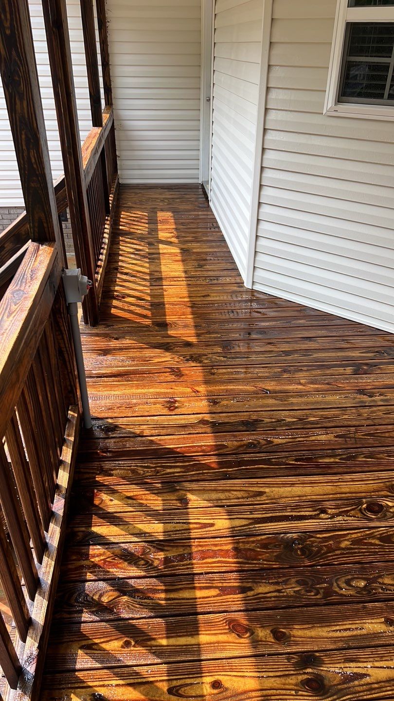 Weathered Deck using Wood Sealant by DuraSeal