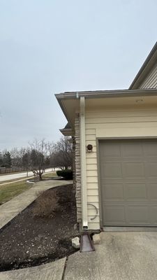 Turtle Shell gutter protection installation in Wheaton, IL 60189, photograph 7