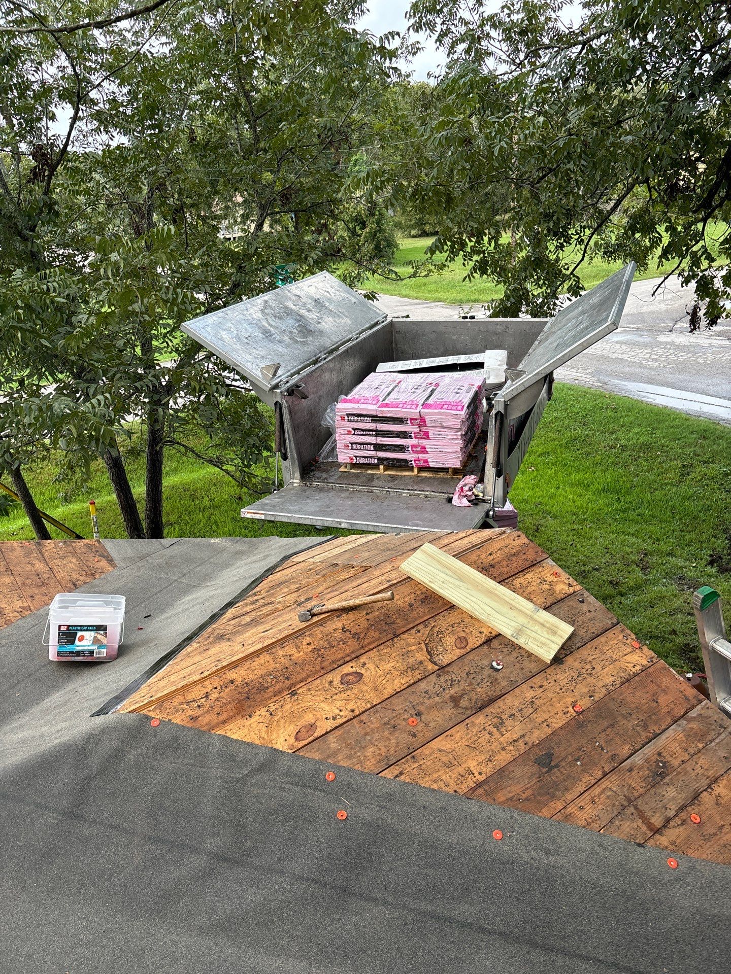 Residential Roofing Installation using Owen's Corning Duration (Lifetime) Shingles by Roof Repair Company