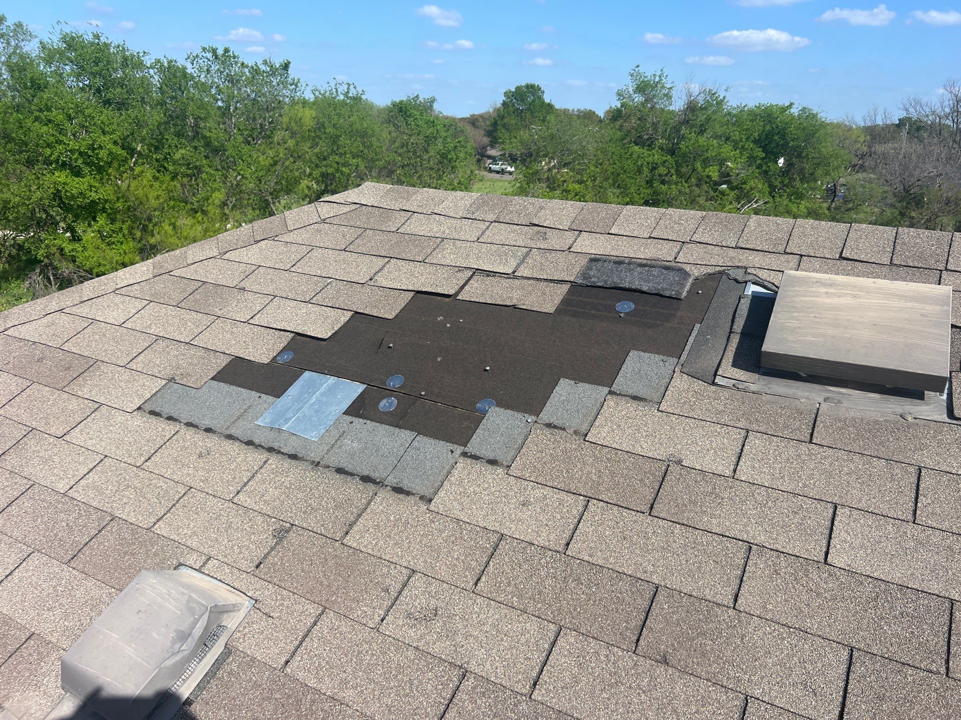 Residential Roofing Installation using IKO Cambridge 30yr Architectural Shingles. Color: Weatherwood by WR Roofing Solutions
