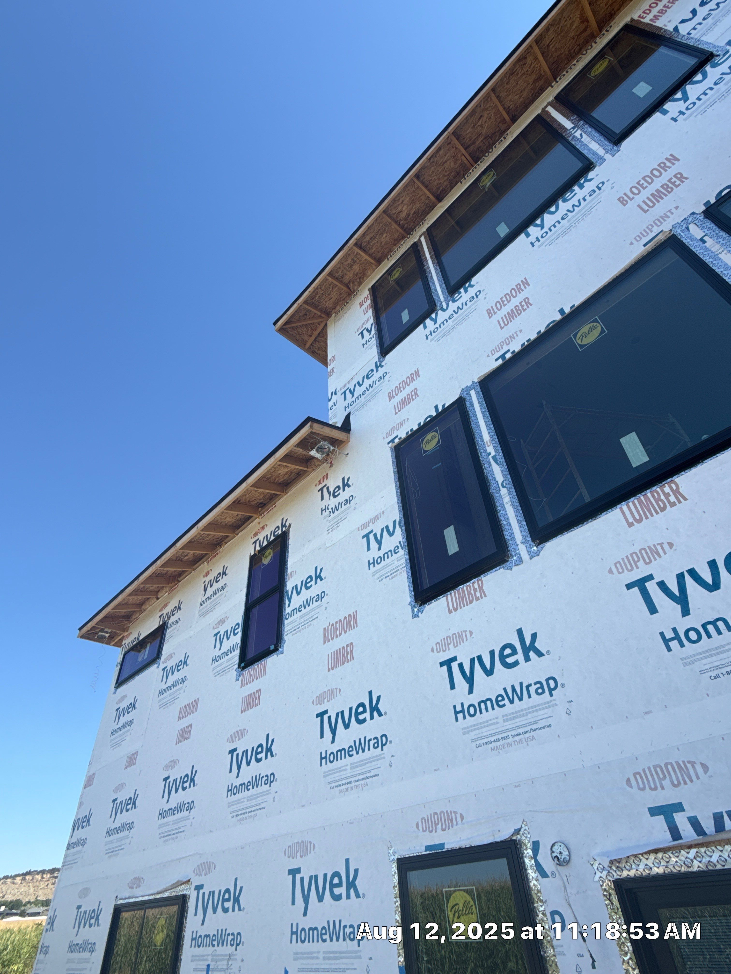 New Construction LP Smartside by Plankwalker Siding & Roofing