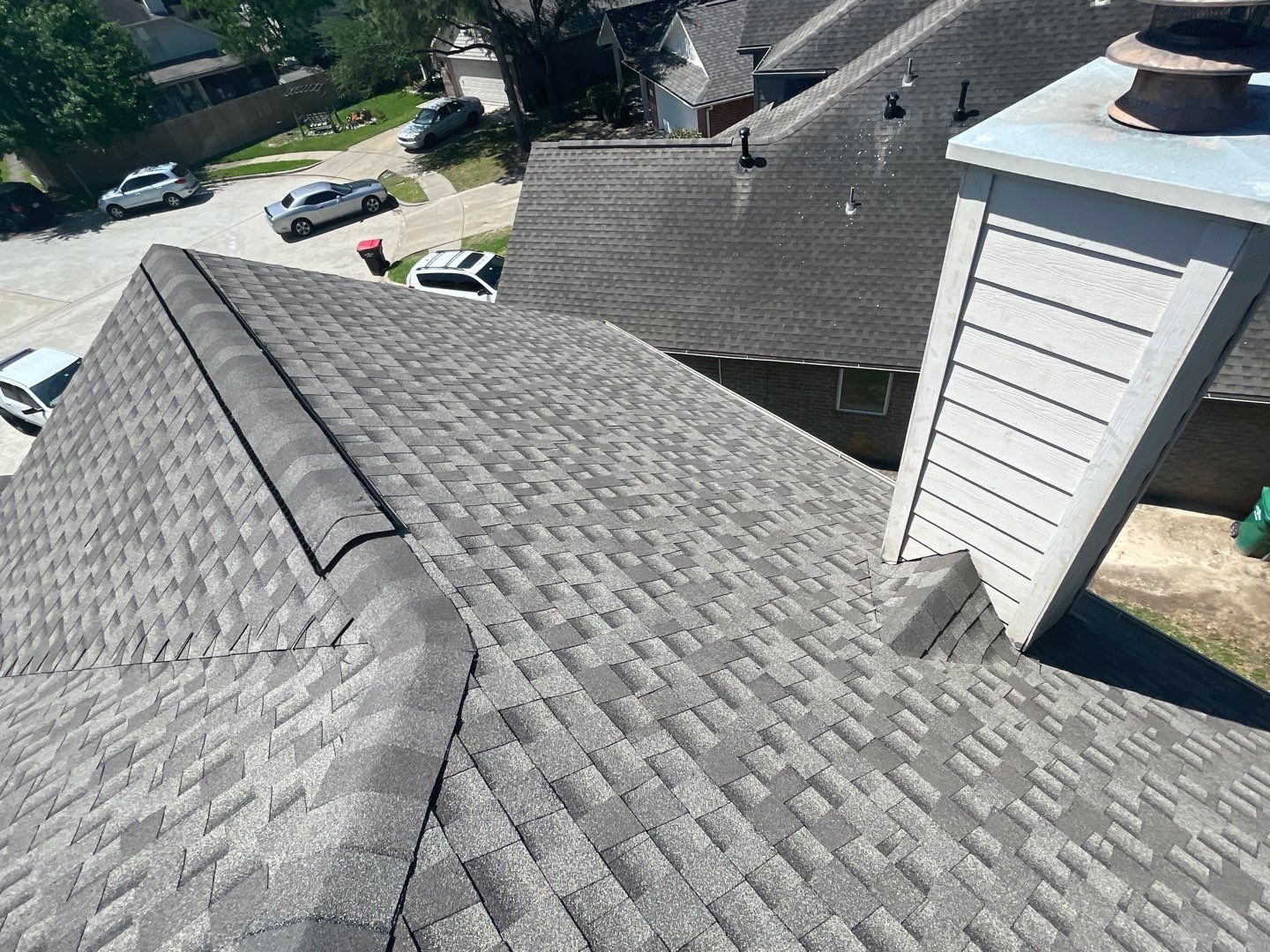 GAF HDZ - Weathered Wood by Elite Roofing LLC