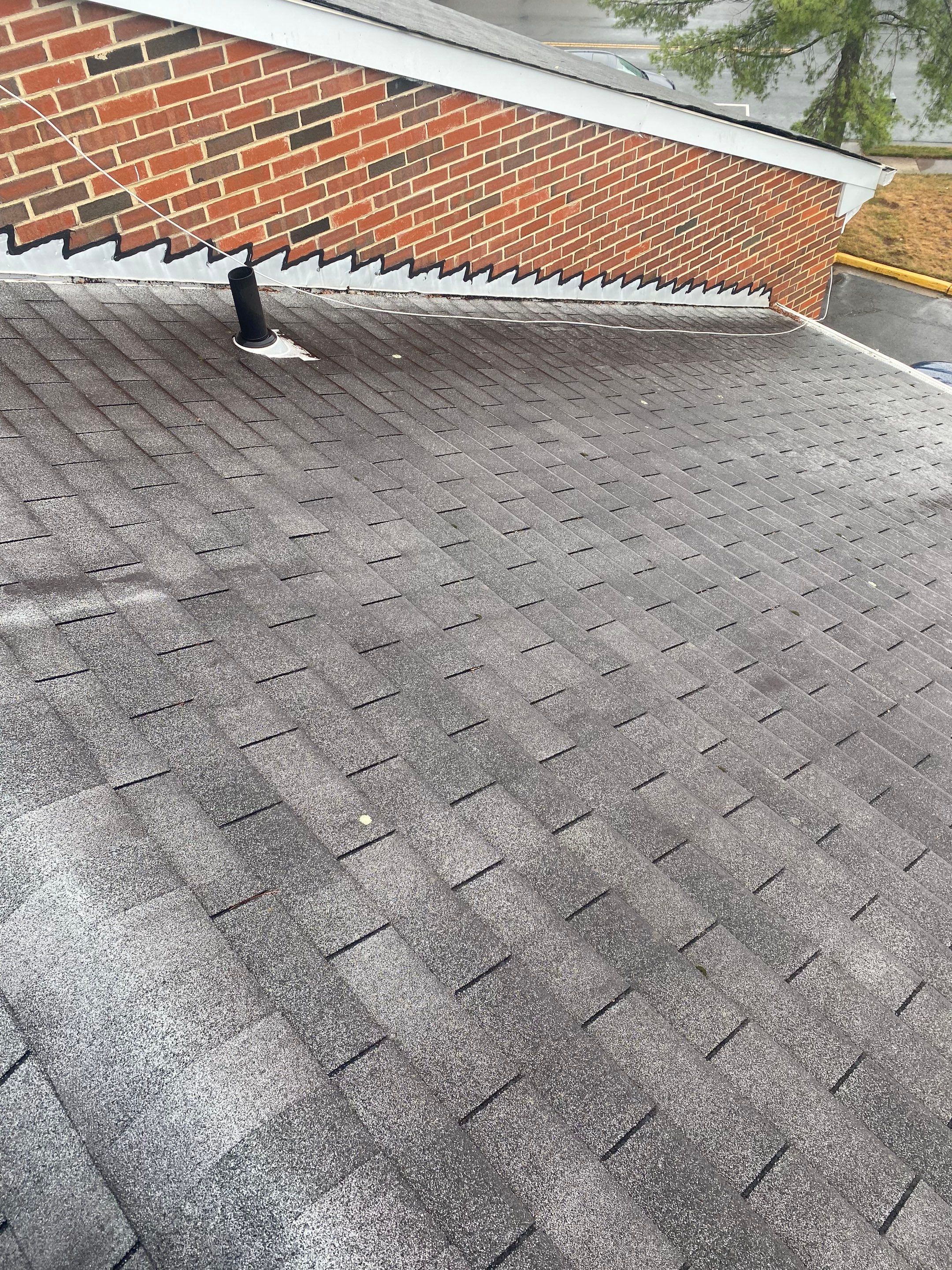 Manassas: Roof Replacement with CertainTeed Landmark Pro Designer Shingles in Max Def Cobblestone Gray by RM Banning, Inc.