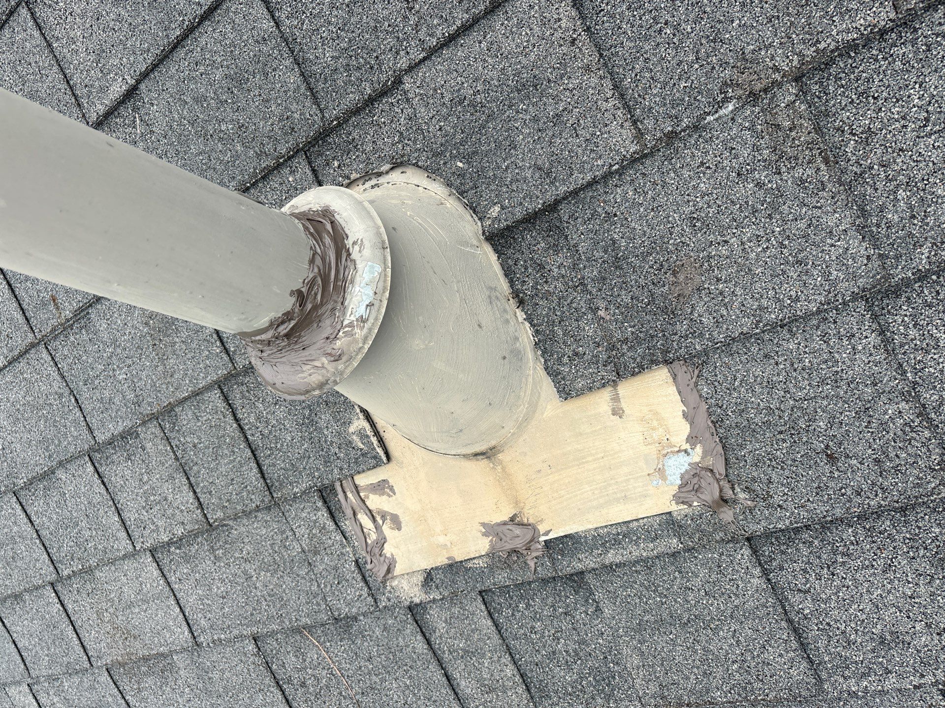 Hail Damage using Owen's Corning Duration (Lifetime) Shingles by Roof Repair Company